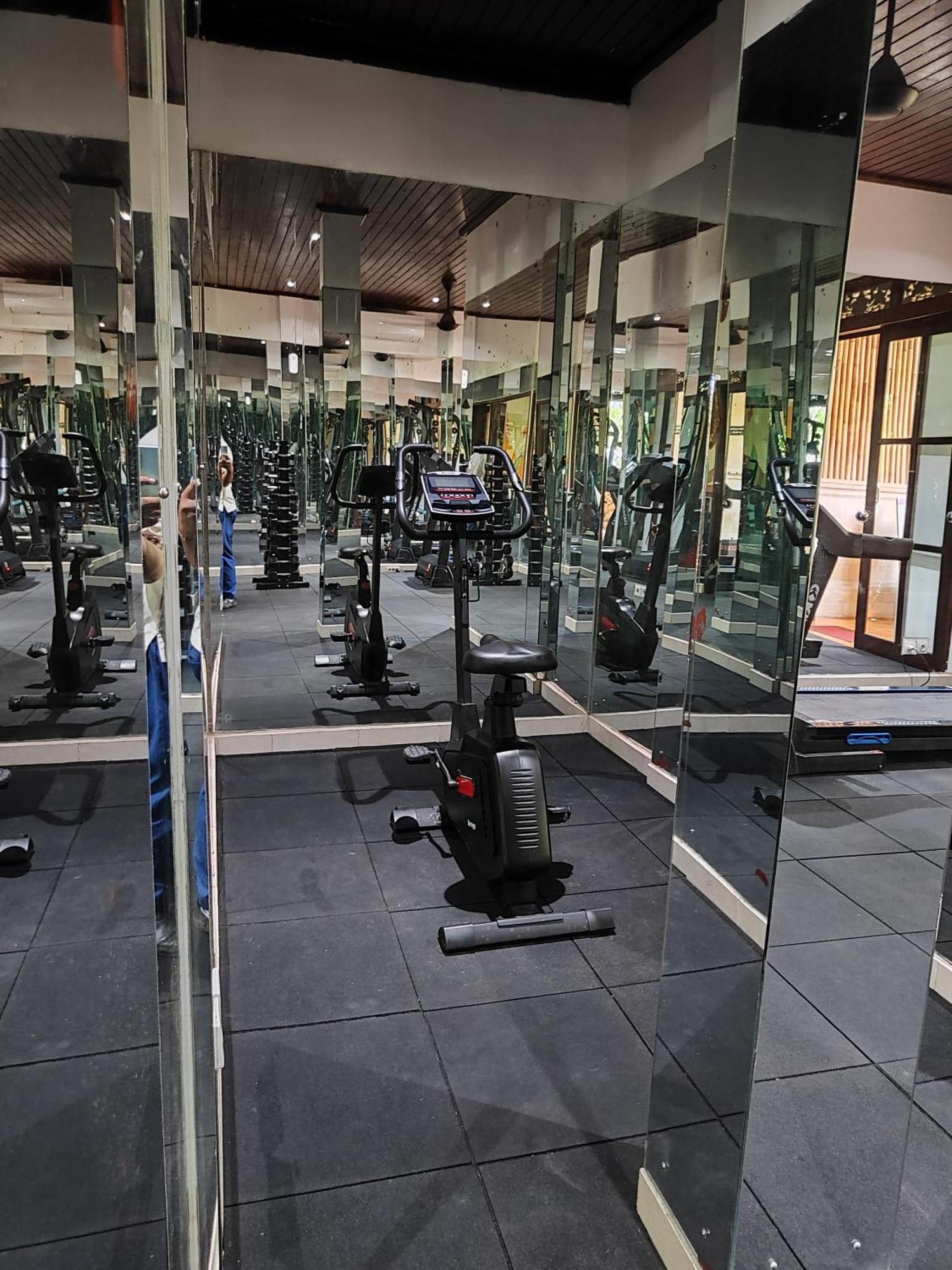Resort Dwaraka The Royal 4*