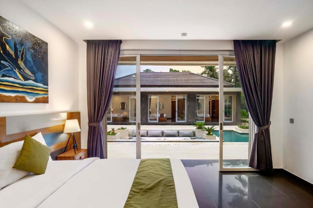 Exotic 6 Bedroom Coconut Trees Cyn * Ubud (Bali)
