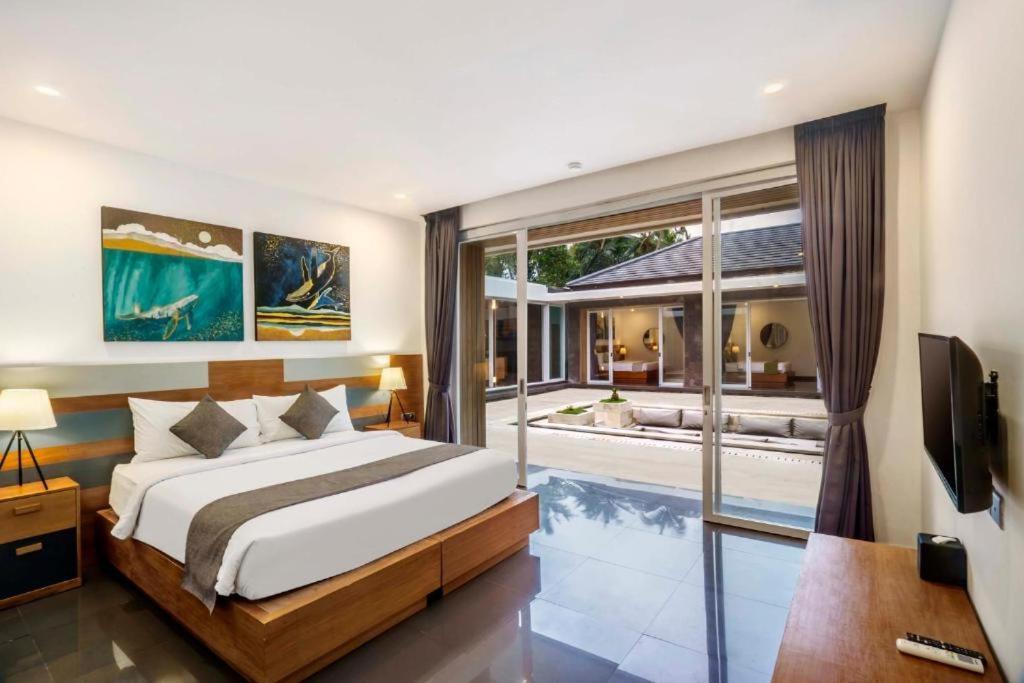 Villa Exotic 6 Bedroom Coconut Trees Cyn Ubud (Bali)