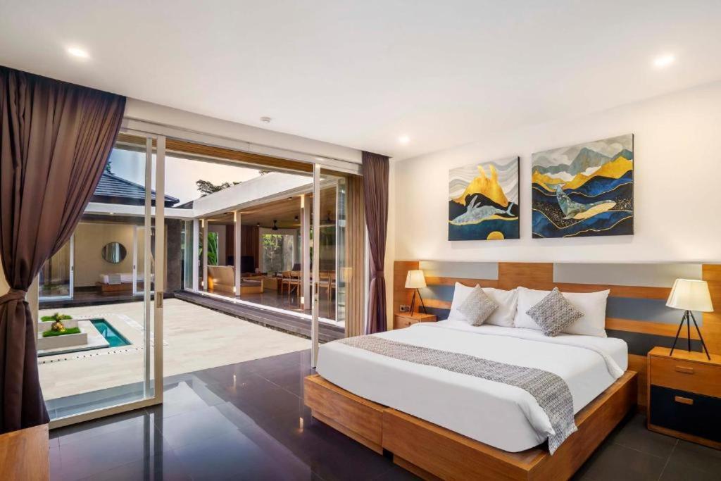 Villa Exotic 6 Bedroom Coconut Trees Cyn