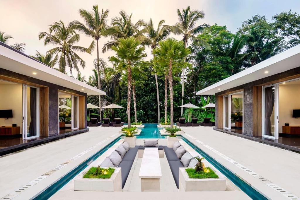 Exotic 6 Bedroom Coconut Trees Cyn