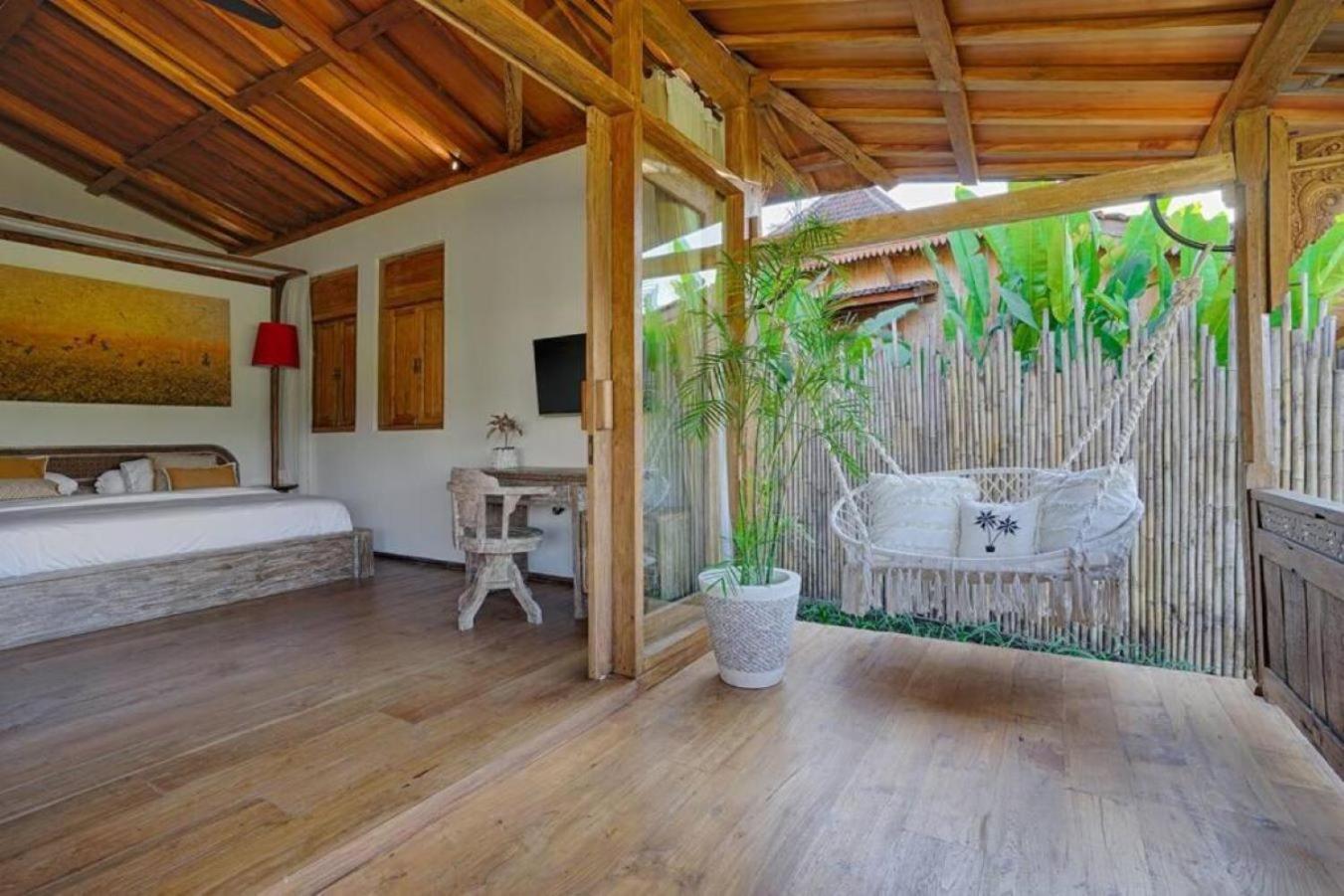 Madura - New 3 Bedroom W/ Rice Paddy View