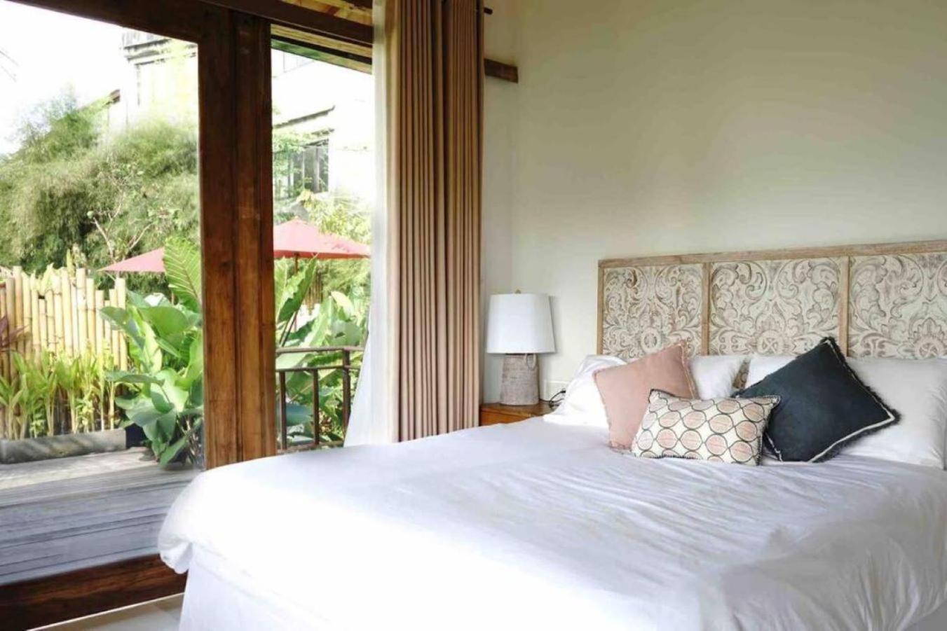 Madura - New 3 Bedroom W/ Rice Paddy View