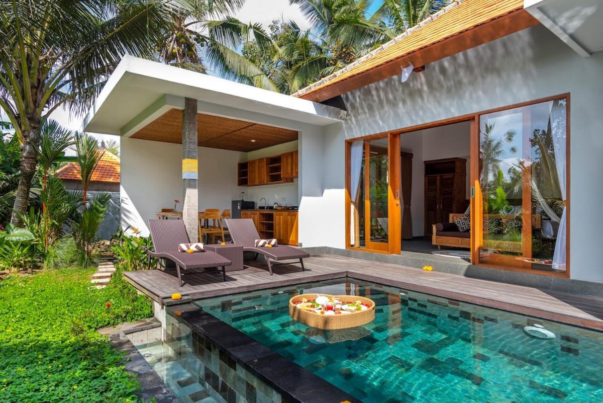 Sendaya Villa *