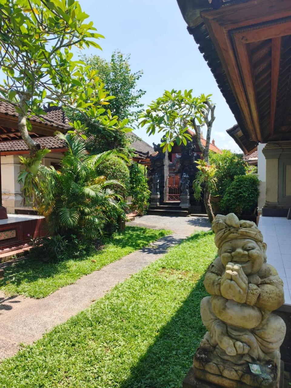 Bale Bali Kemenuh Homestay
