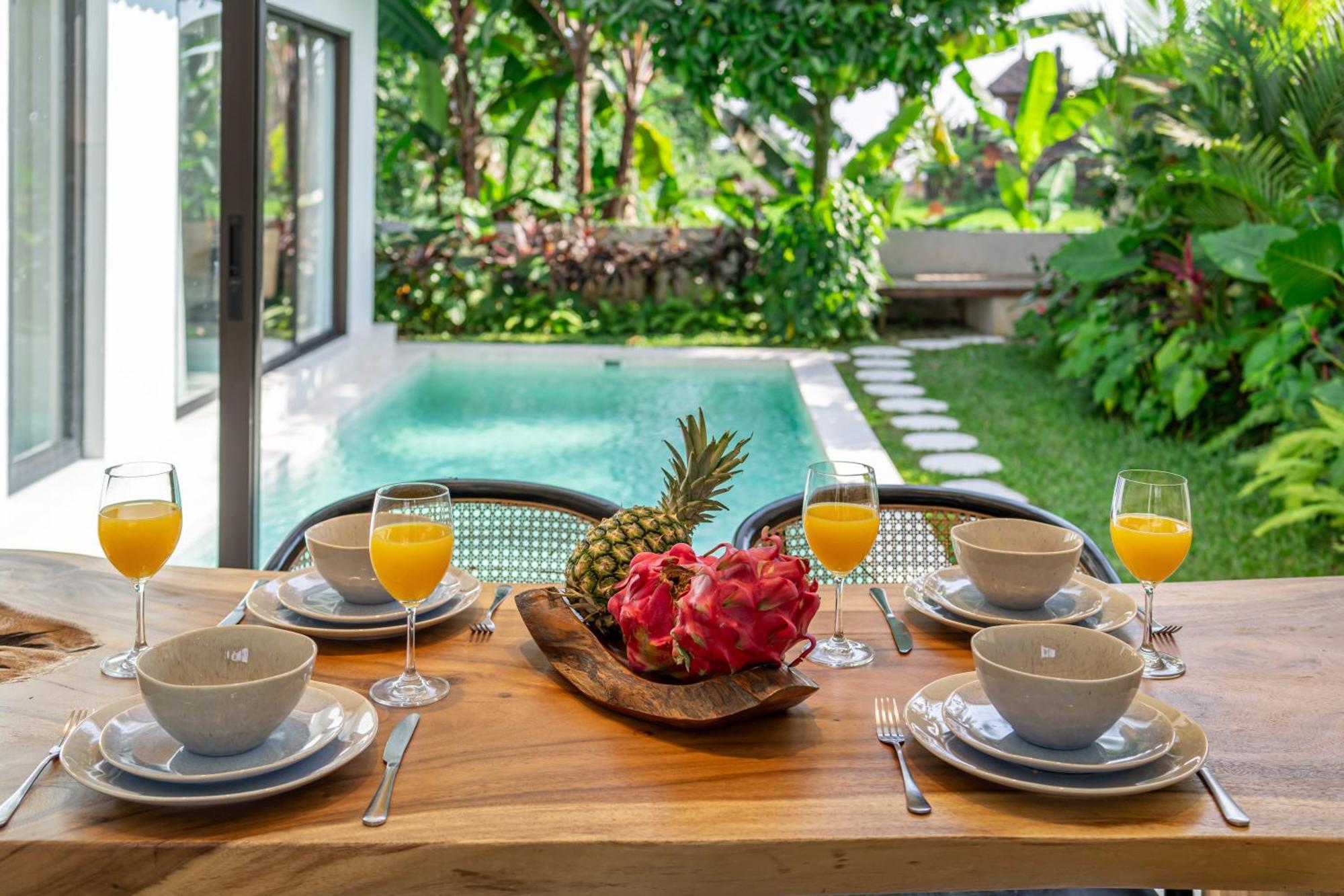 Your Dream Getaway Awaits - In Offering Unmatched Temple Views! Villa