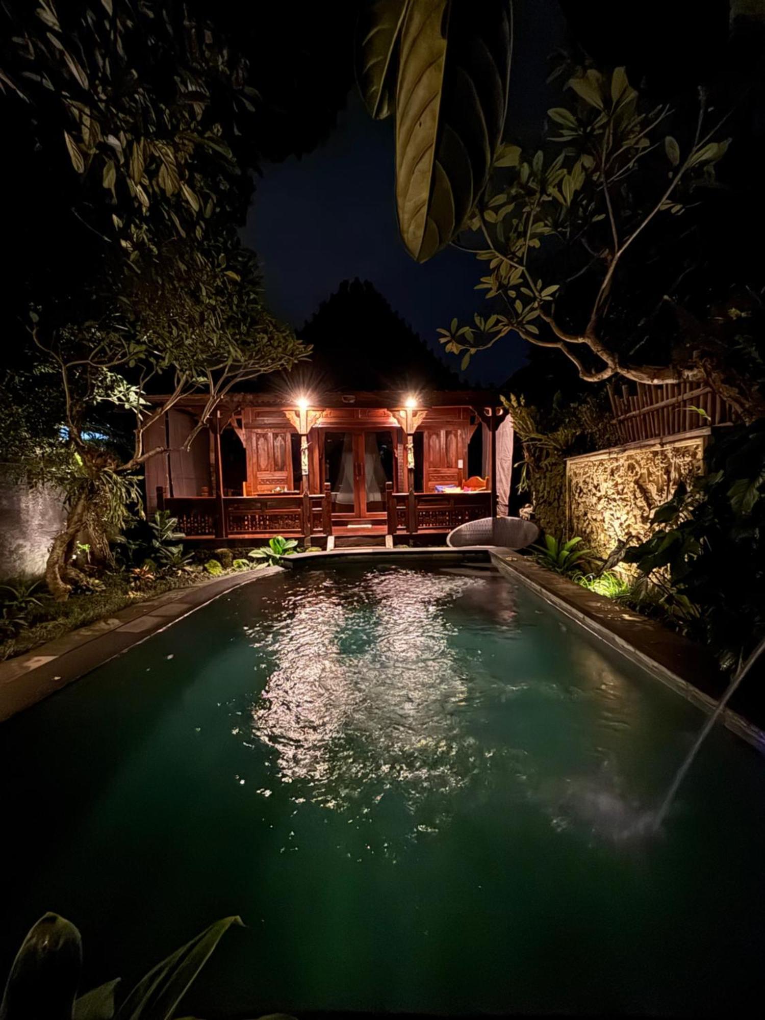 Bumbung Sari Villa