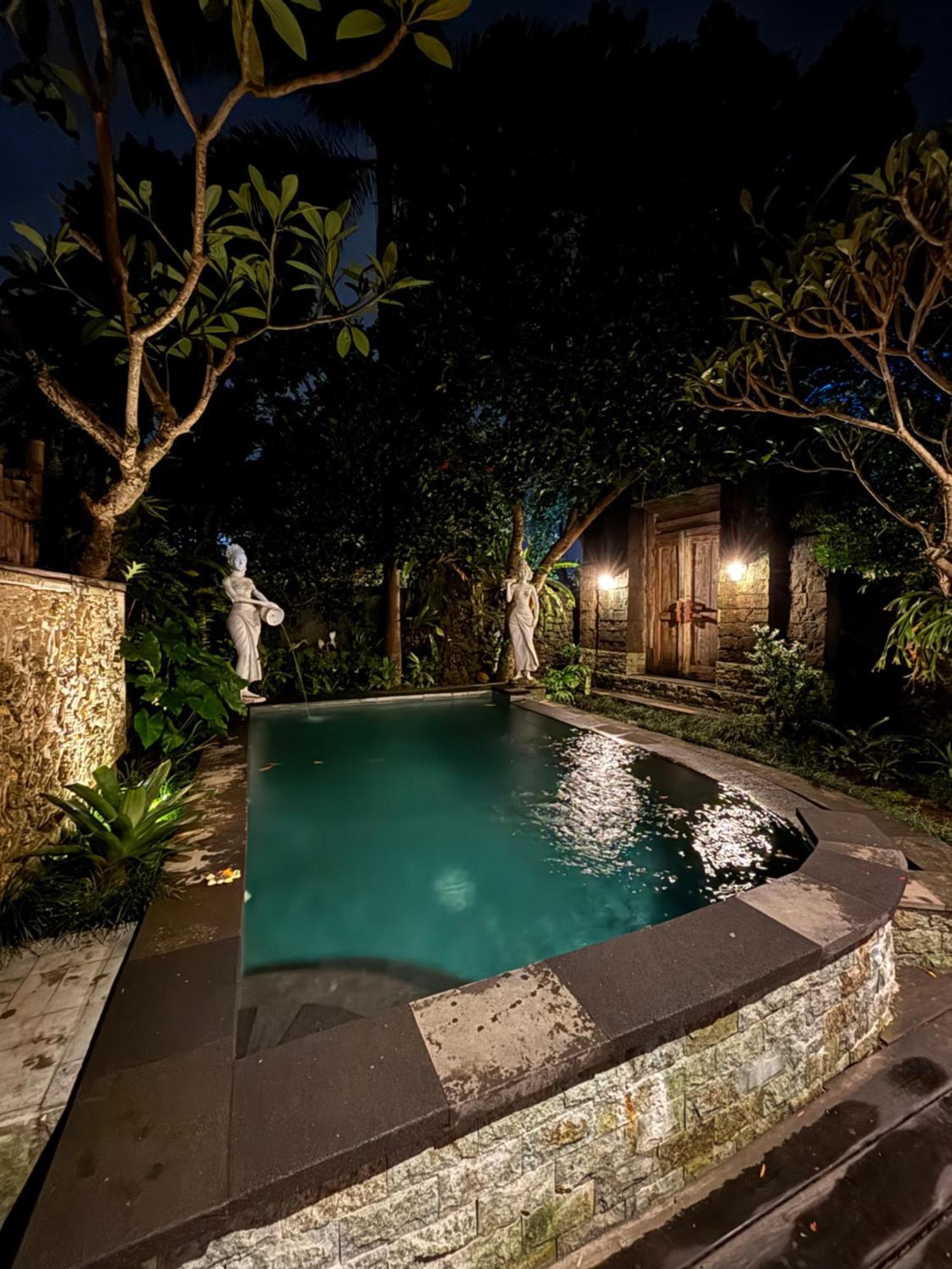 Bumbung Sari Ubud