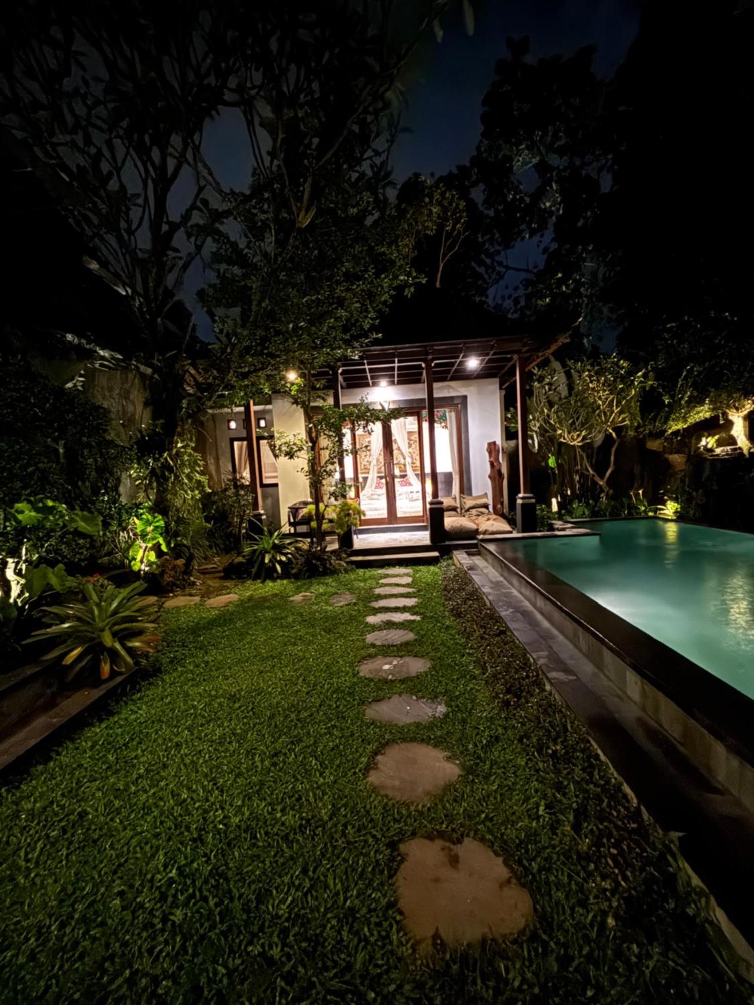 Bumbung Sari Villa *
