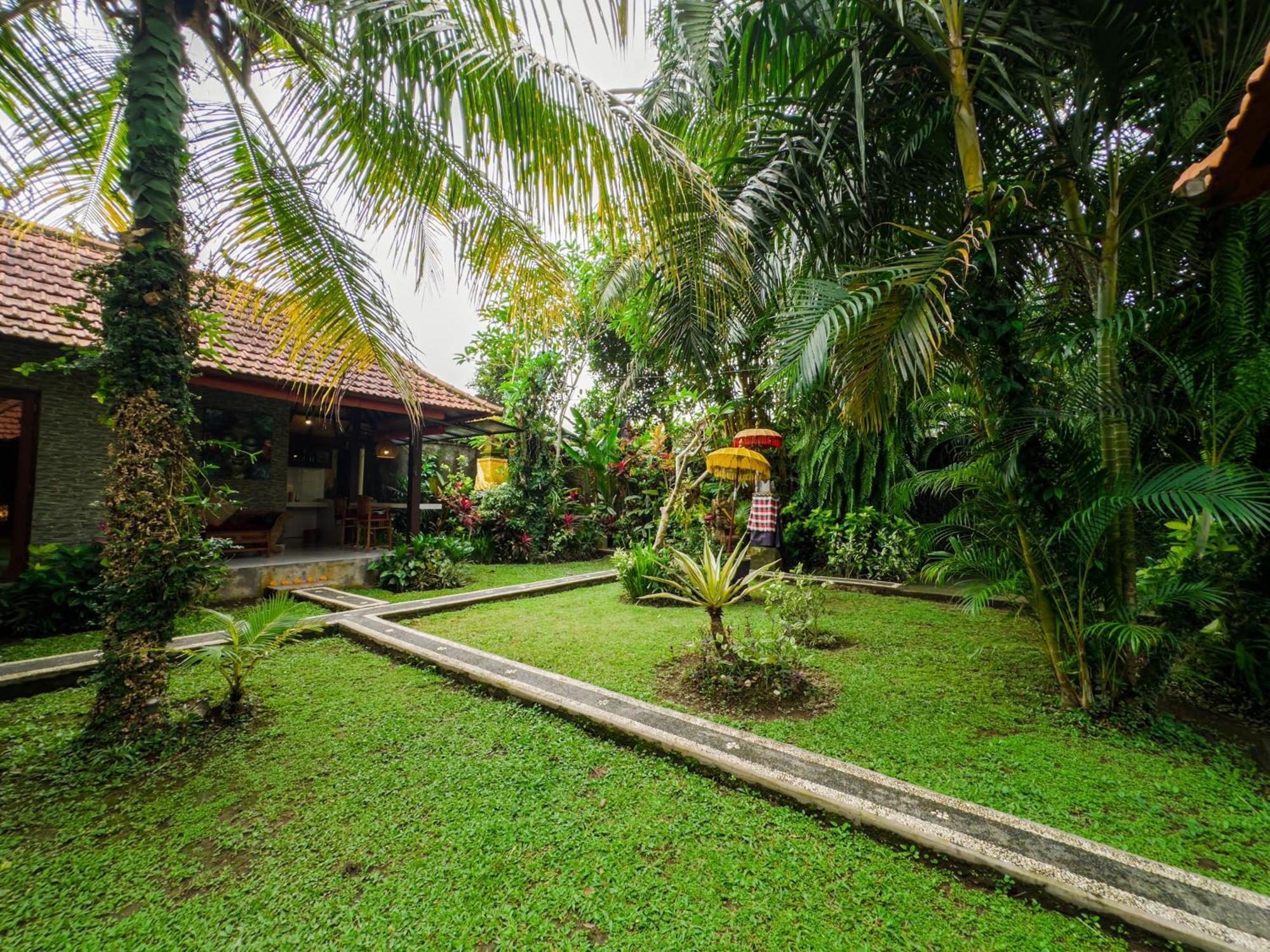 Pukakoo And By Supala * Ubud (Bali)