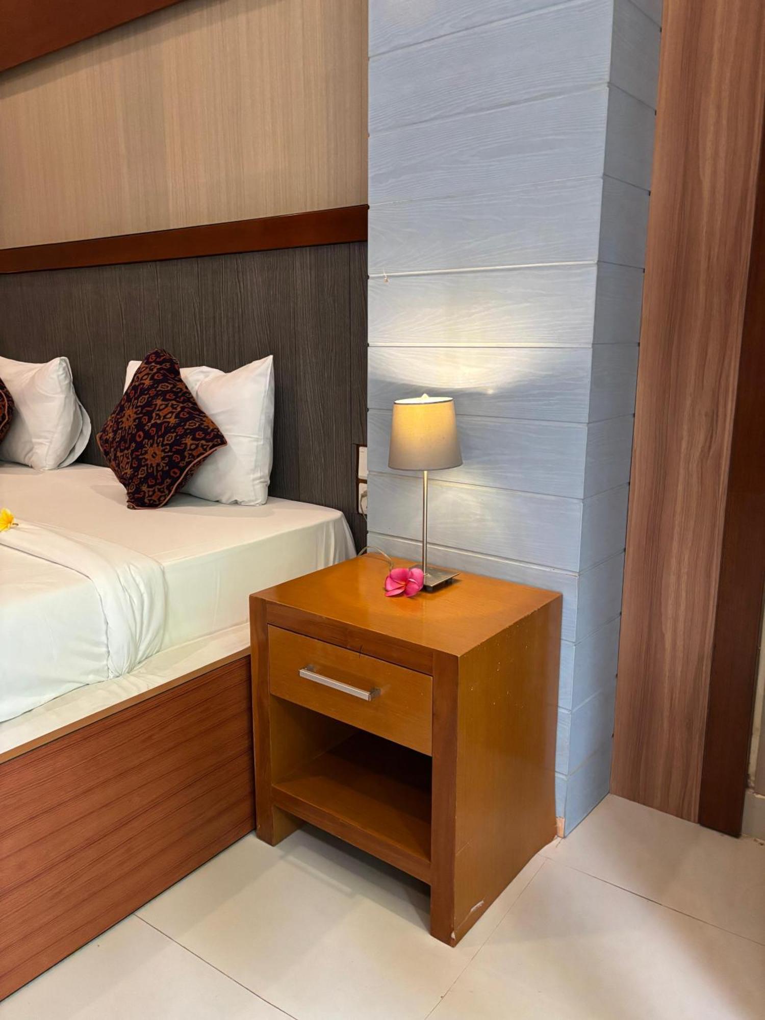 Adi Jaya By Eps - Chse Certified Guest house 4*