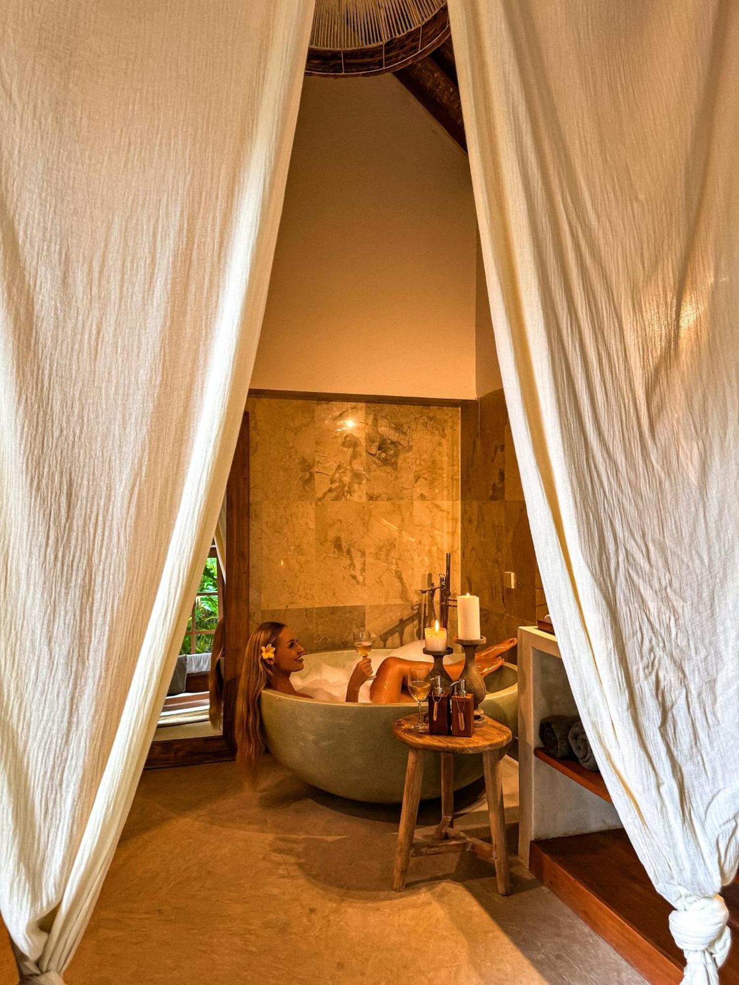 Bed & Breakfast Bali Maison