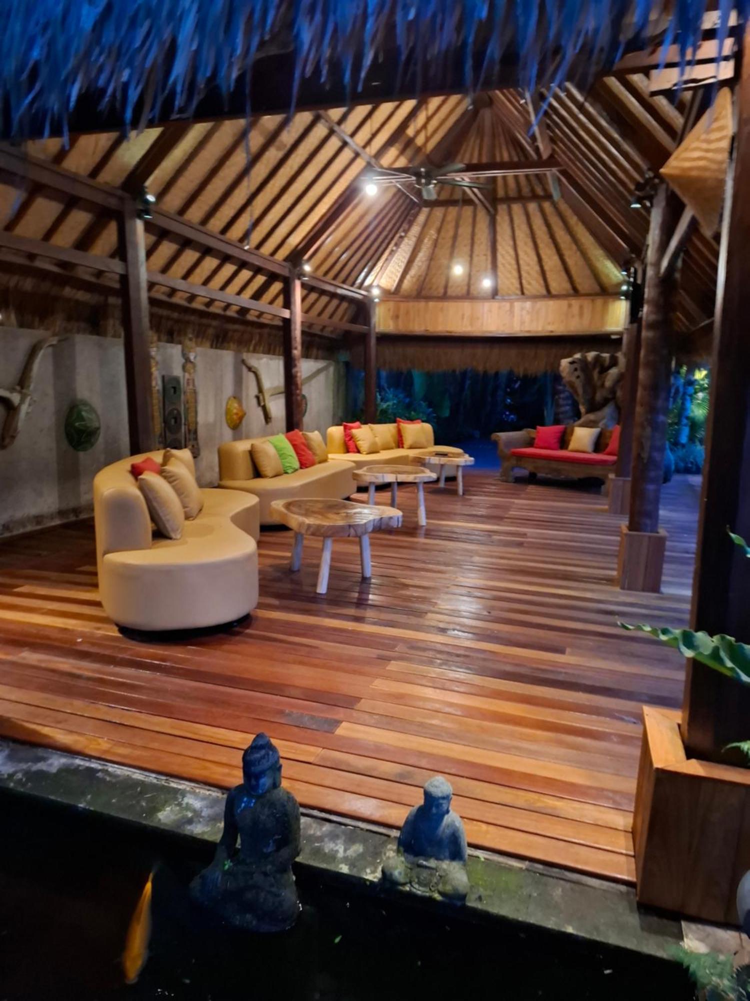 Villa Virgin Tirta Tawar *