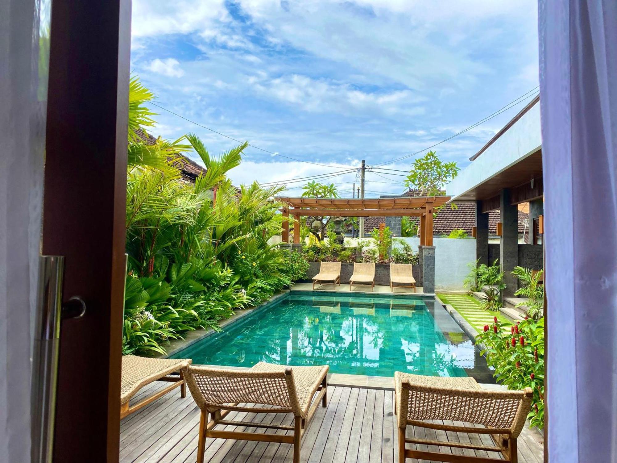 Hotel Kubera Villa Kemenuh By Prasi