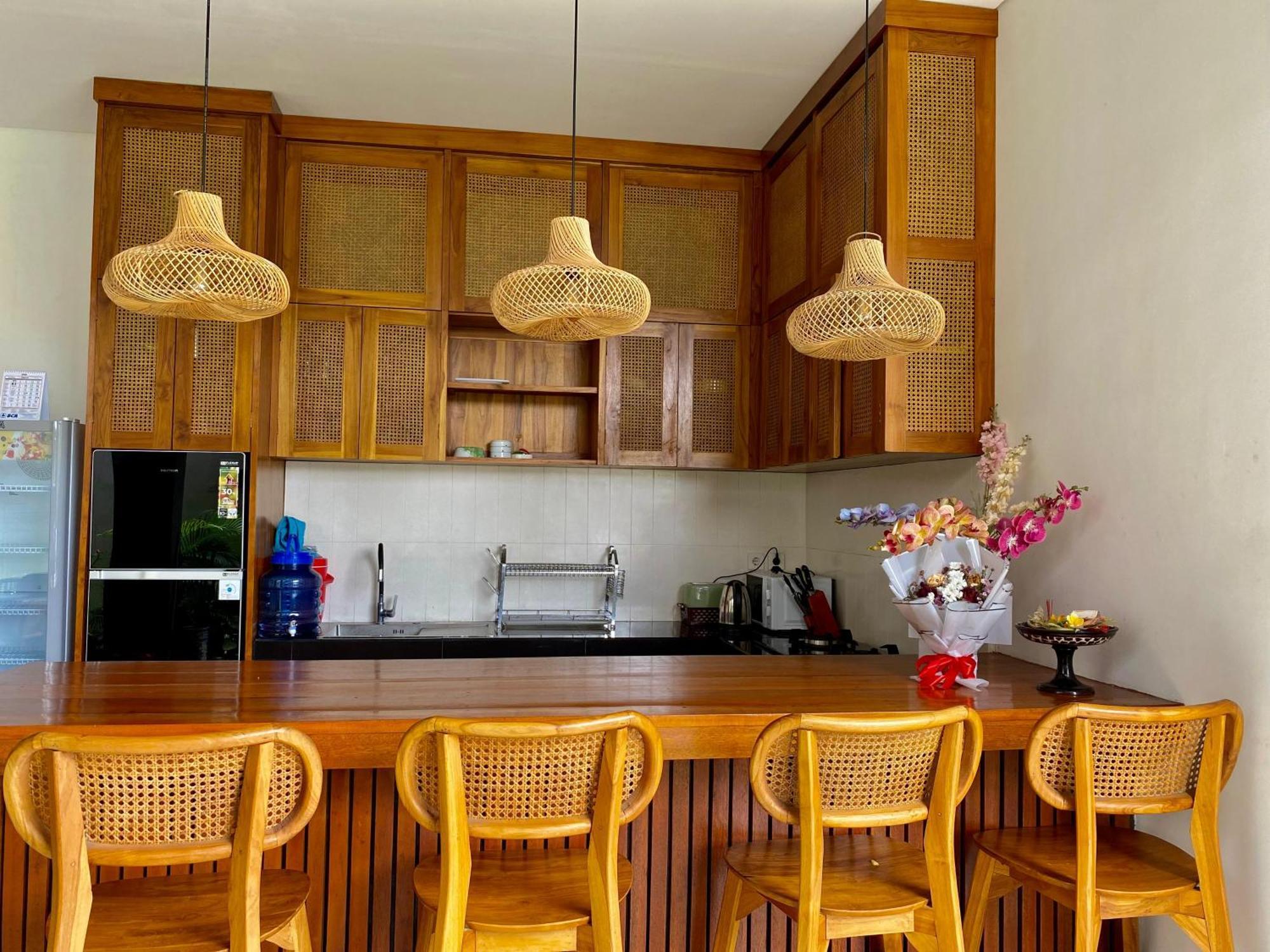 Kubera Villa Kemenuh By Prasi Hotel *