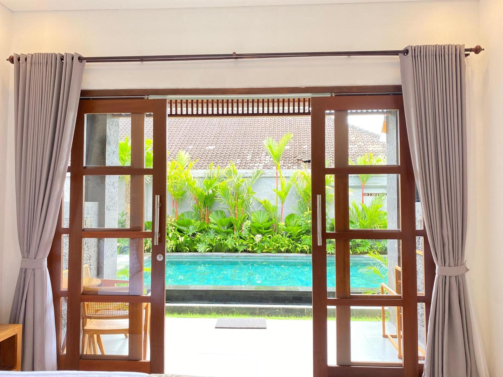 Hotel Kubera Villa Kemenuh By Prasi