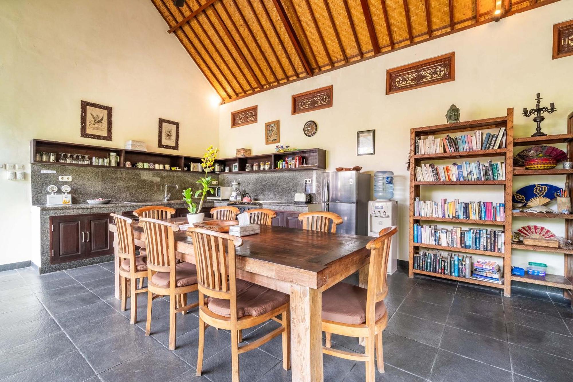 Villa Mangga