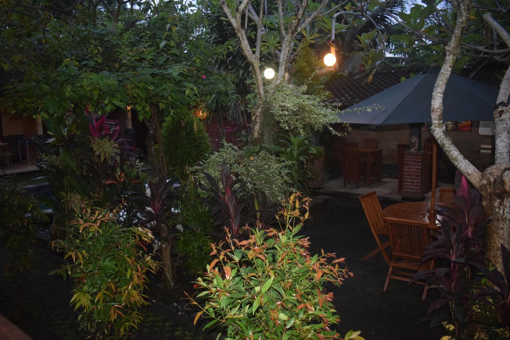 Wisma tamu Werkudara 2*