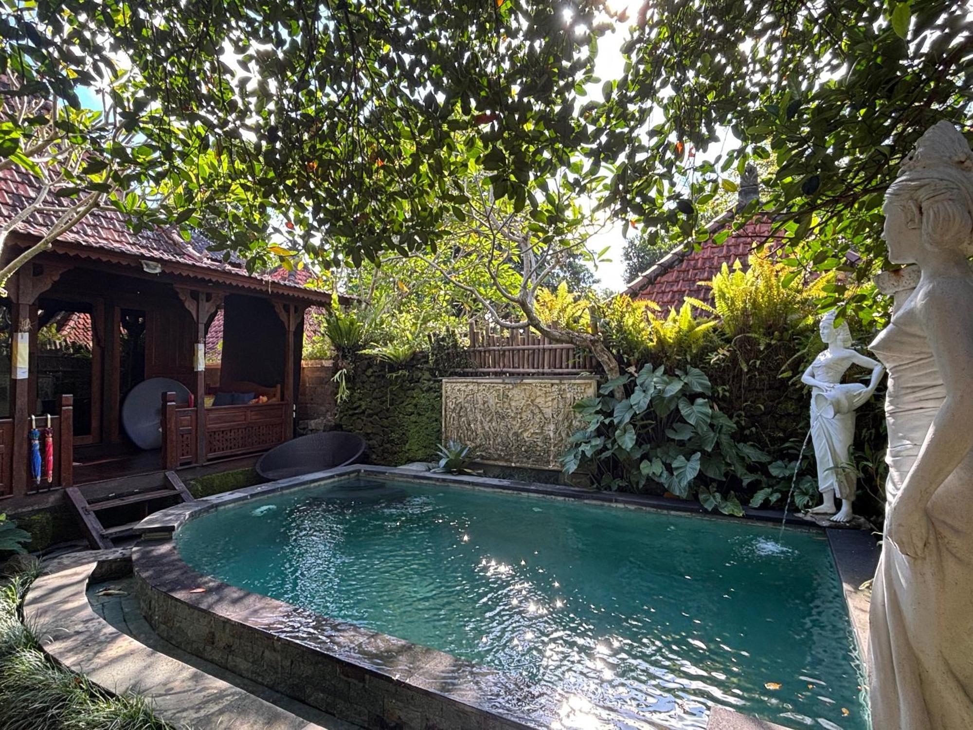 Bumbung Sari * Ubud