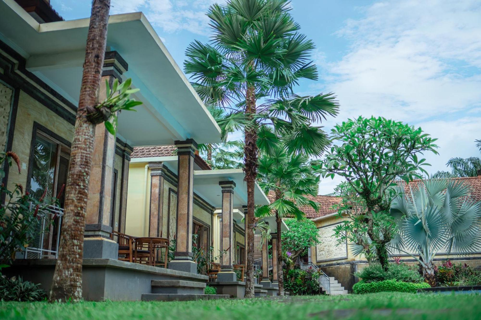 Hotel Abhirama And Ubud (Bali)