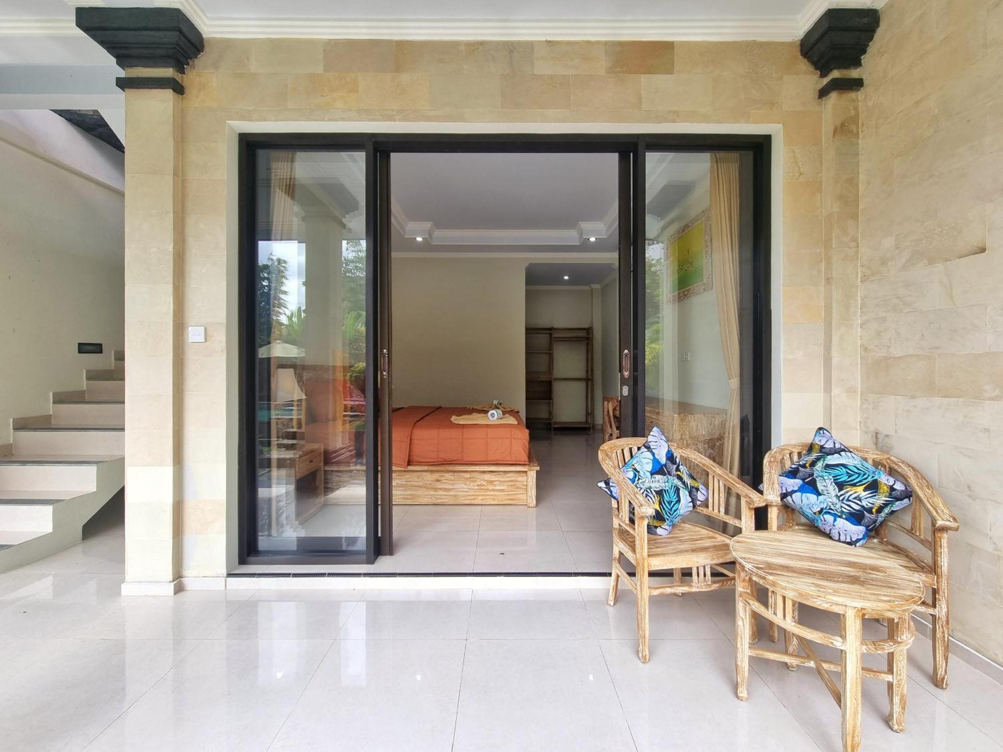 Sari Guest house