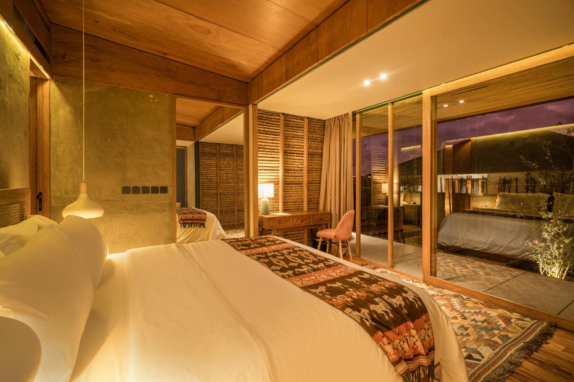 Villa Less House