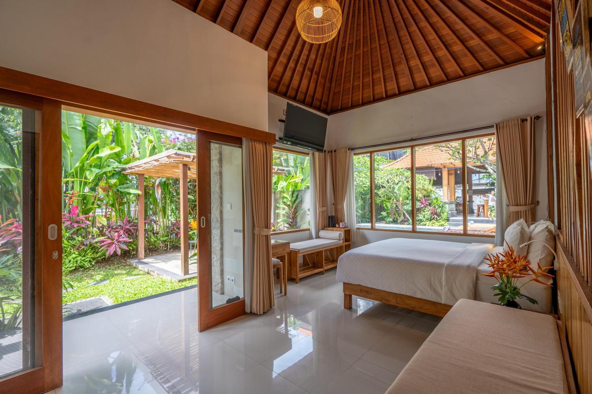 3 Beagle Ubud (Bali)
