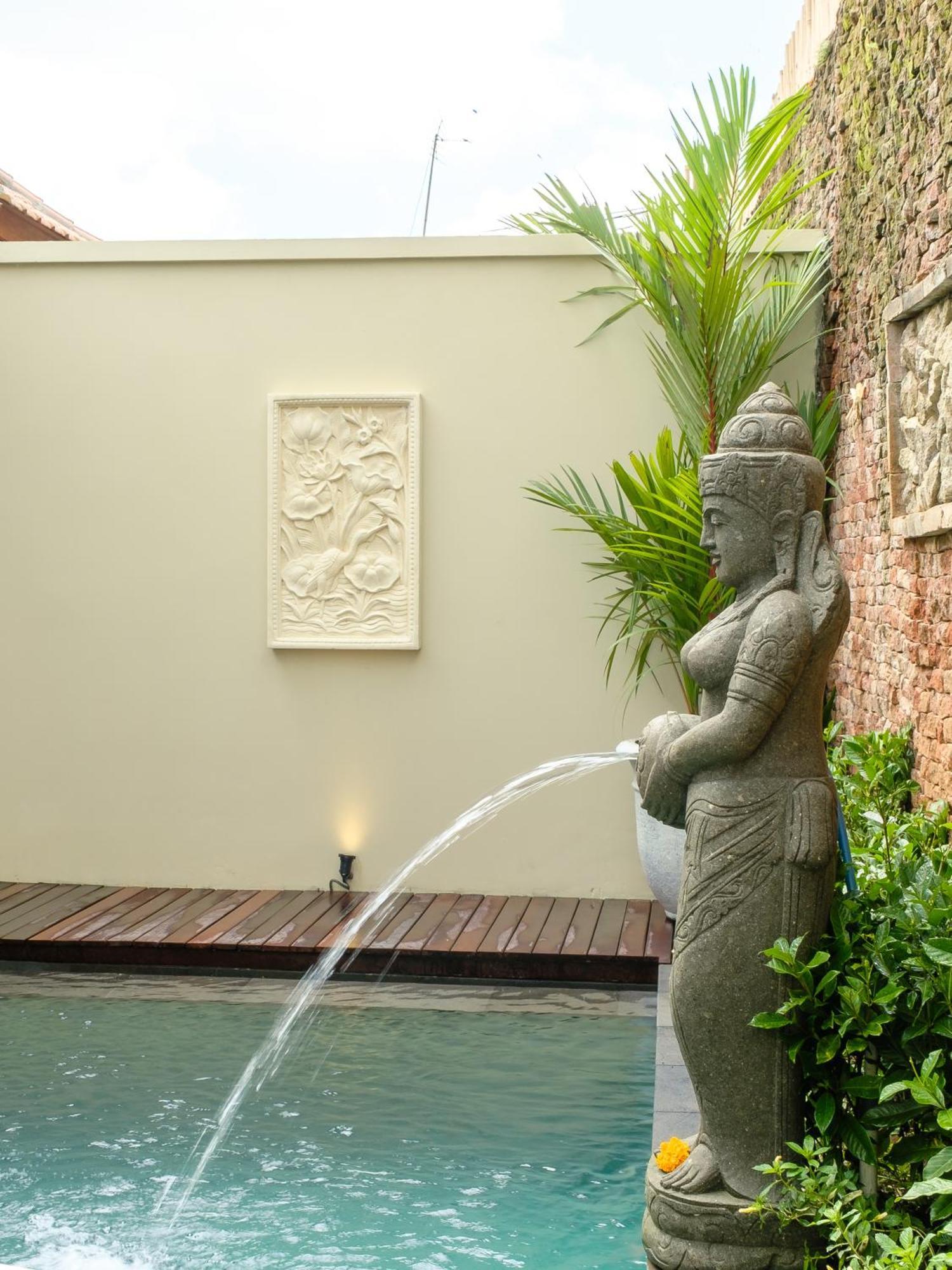 Way By Prasi Guest house 3*