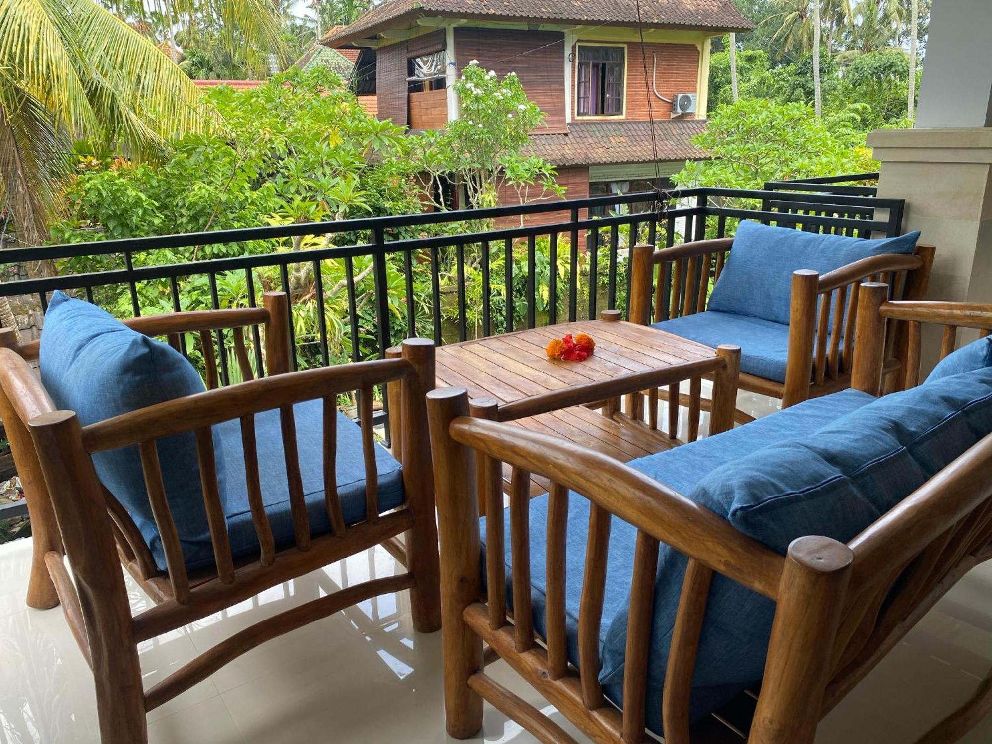Sabar House Guest house *