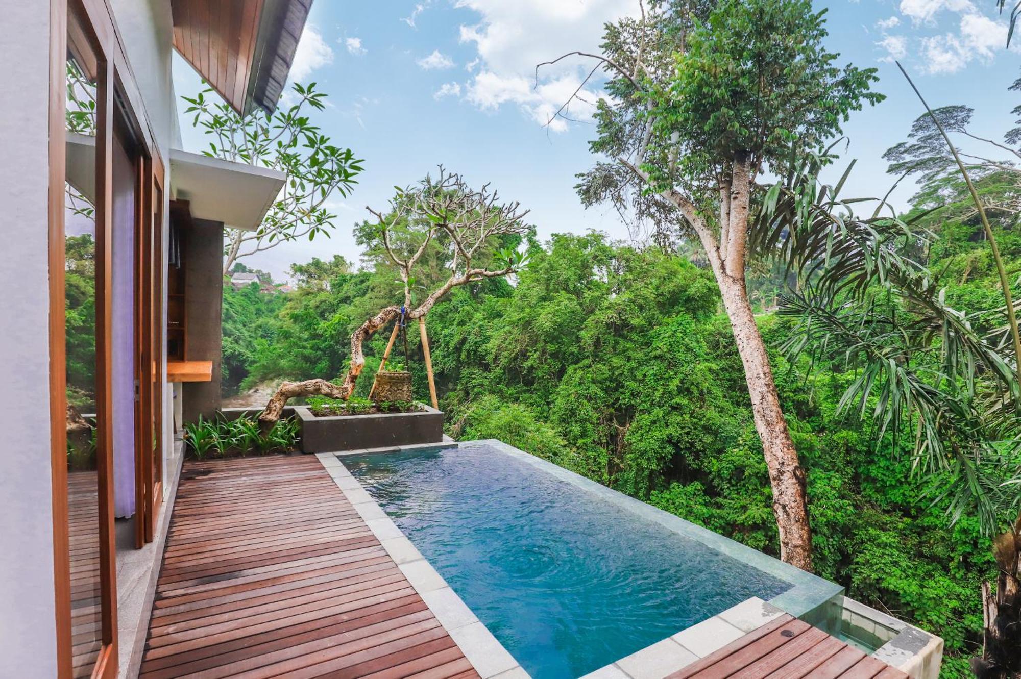 1bdr Misty River1 - Construction Nearby And Disc