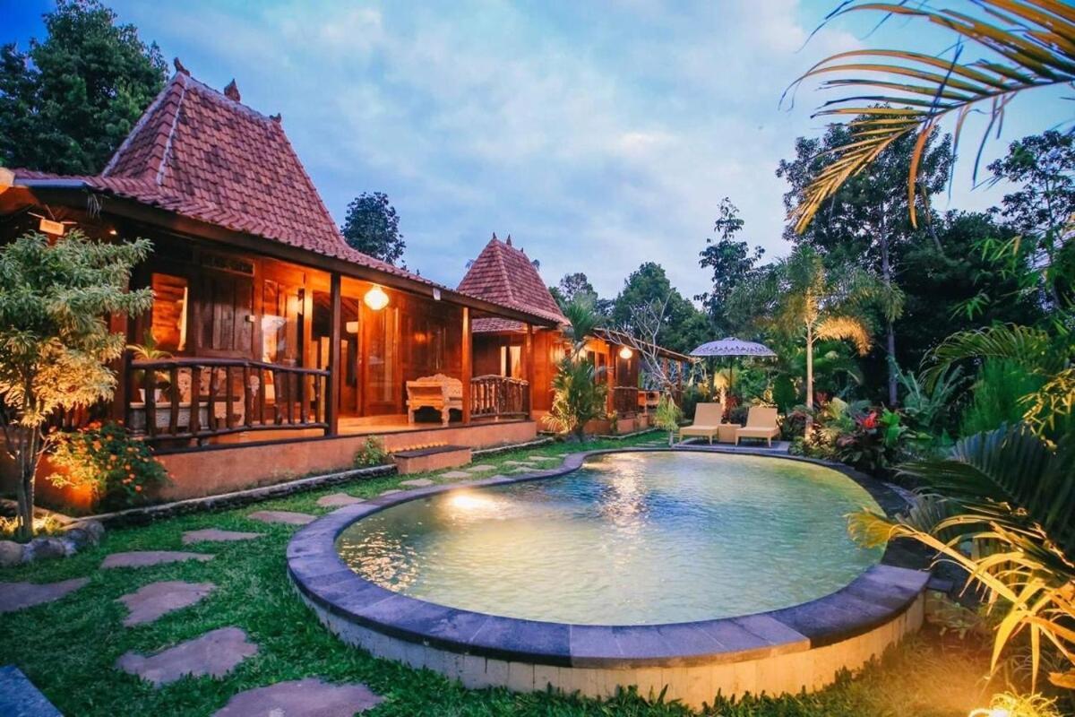 #3 Wooden Sharing Pool & Sunset View Villa