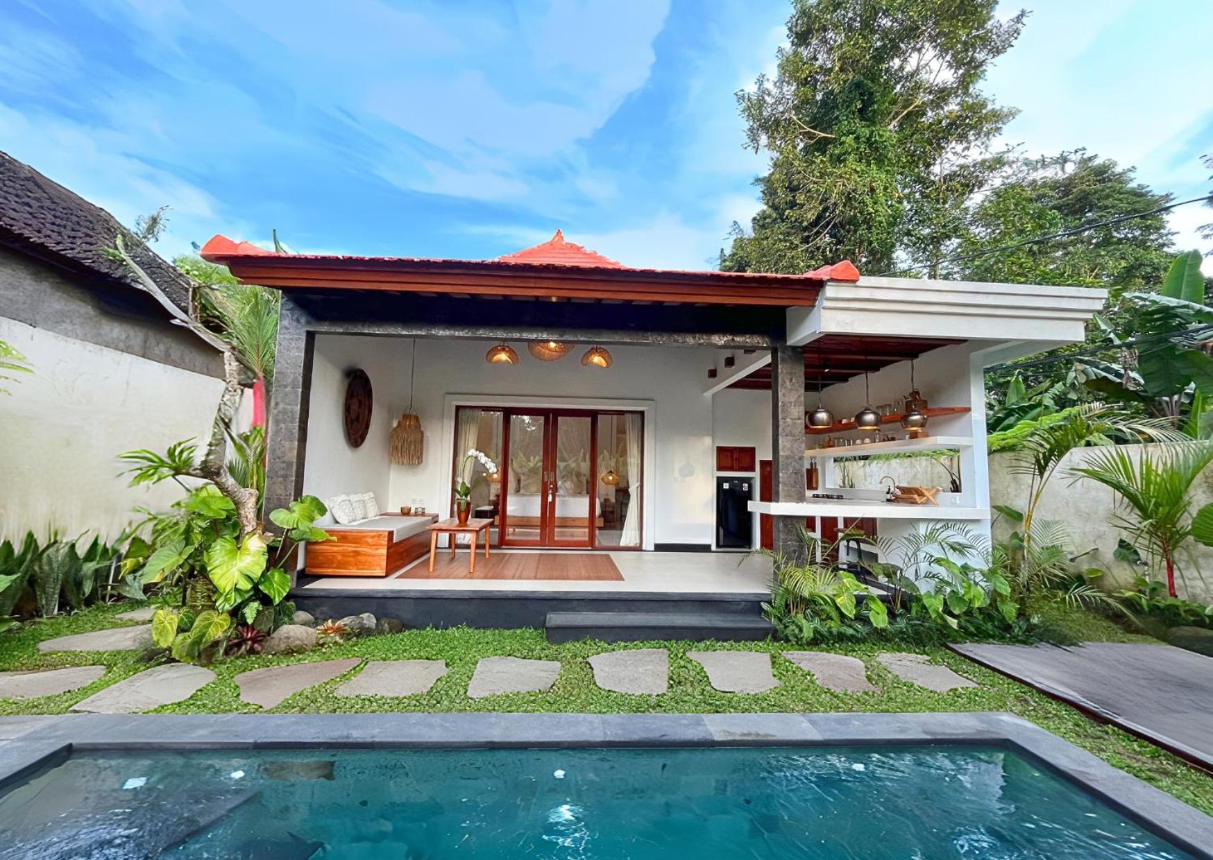 Saphala Villa *