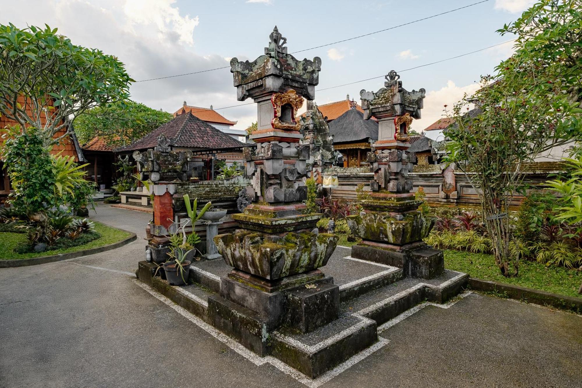 Ray Guest house *