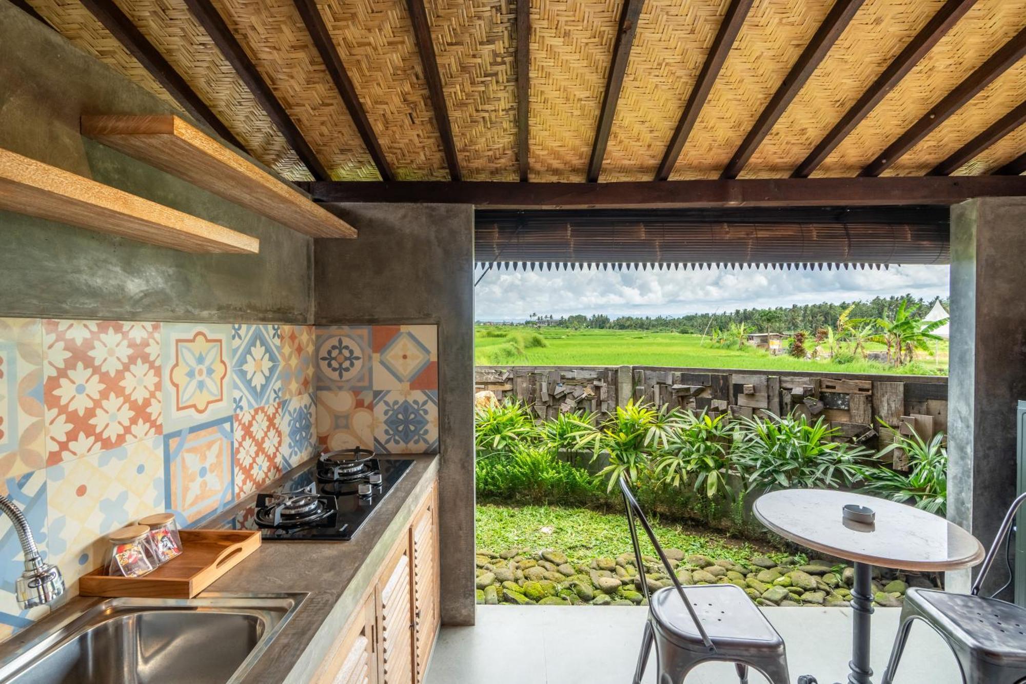 Kayu Senses - Private Around Endless Ricefield Ubud (Bali)