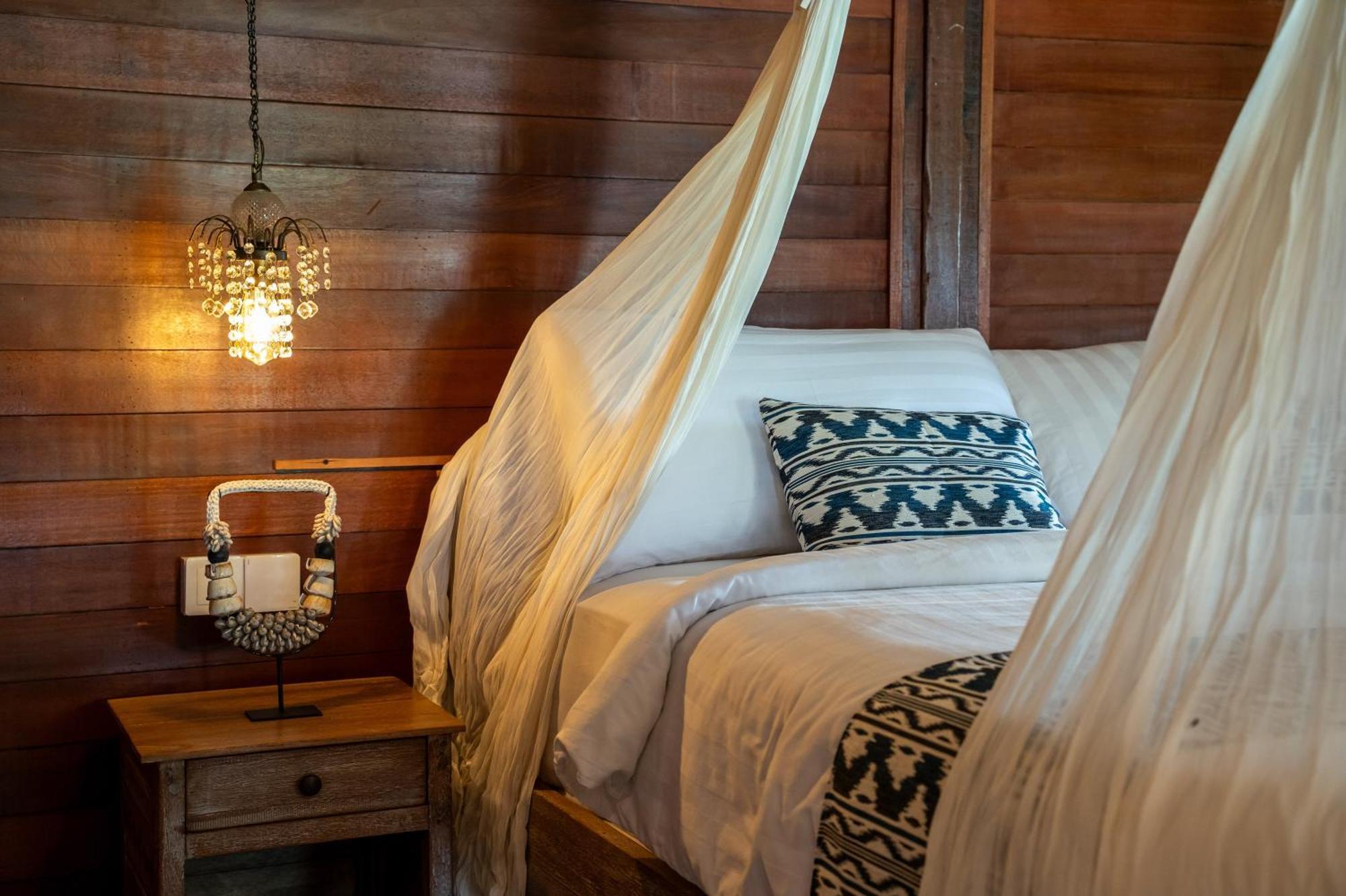 Kayu Senses - Private Around Endless Ricefield Villa *