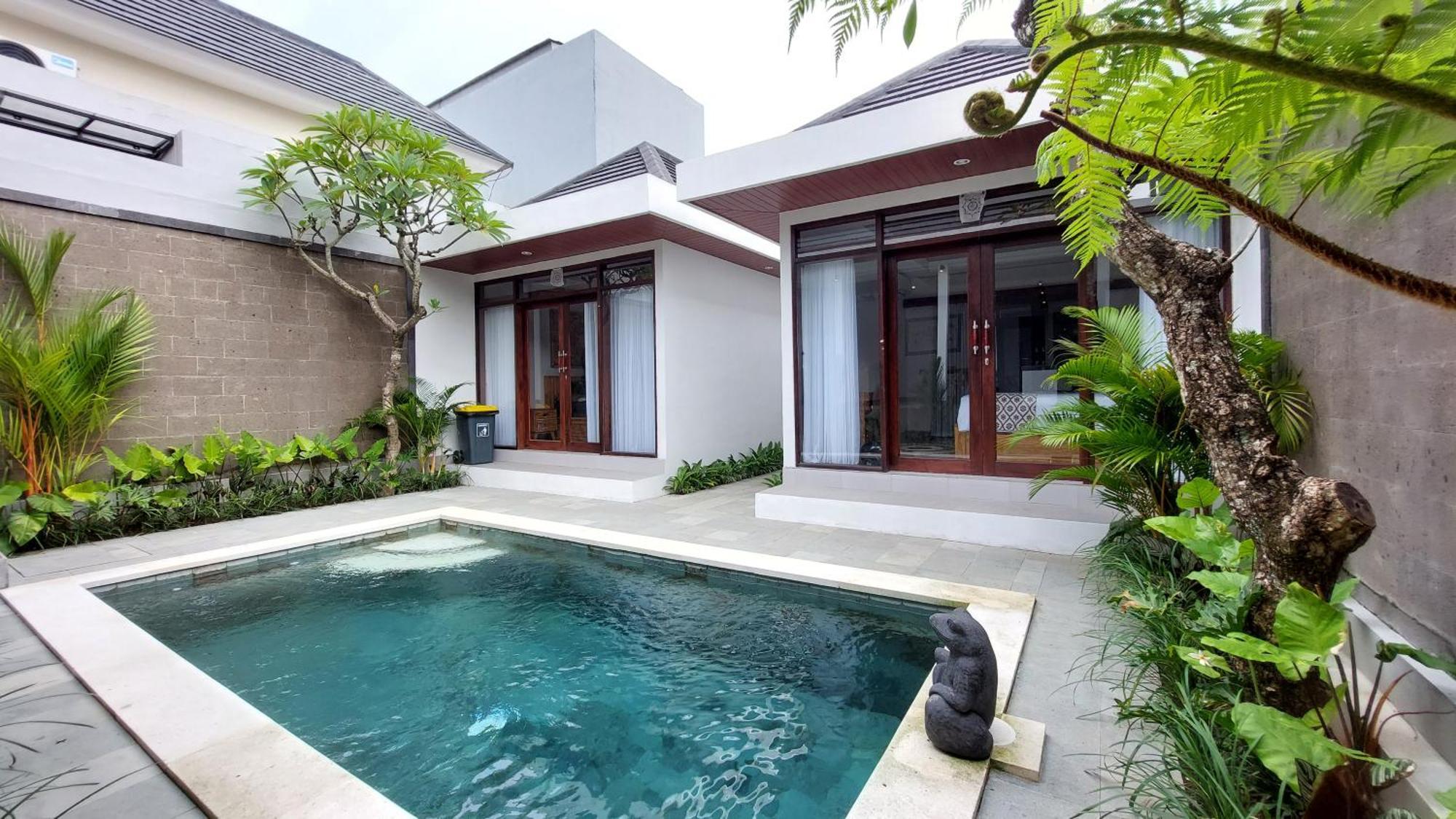 Chic 2br Cozy & Private Pool At Bareng Villa *
