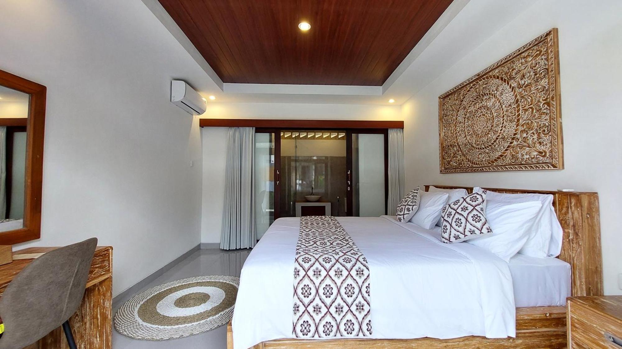 Chic 2br Cozy & Private Pool At Bareng