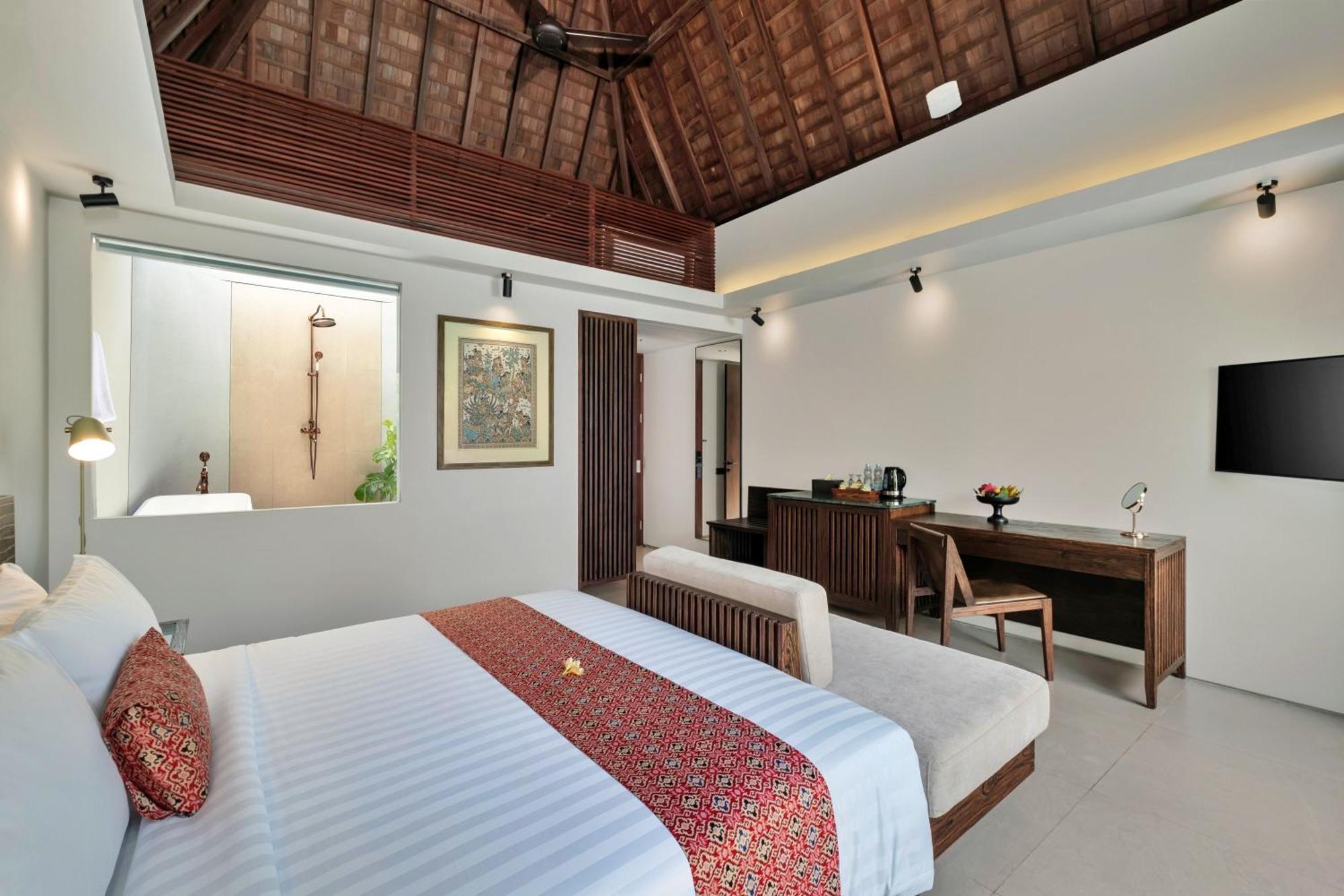 Villa Mayaloka *