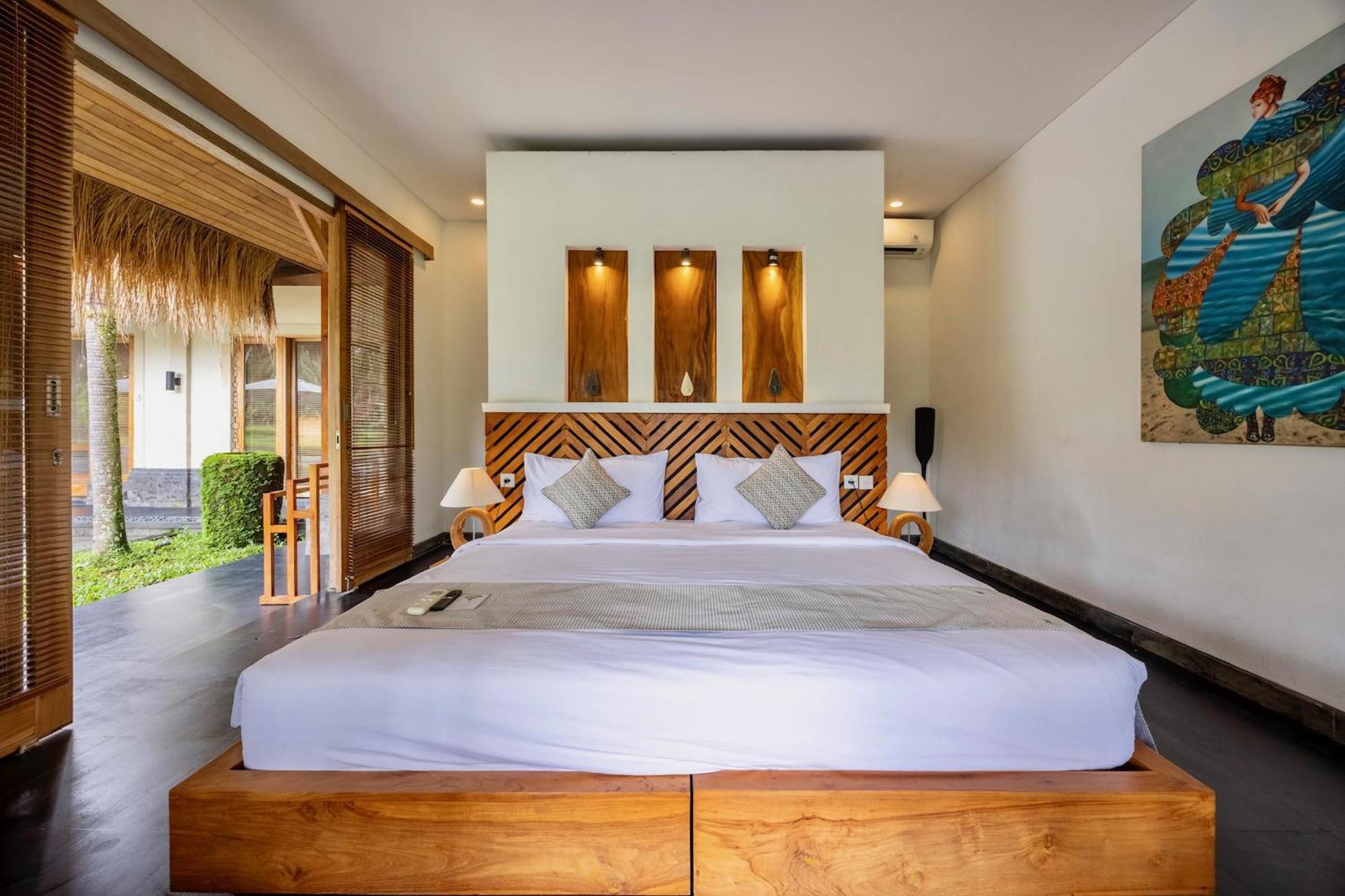 Jepun Hotel 4*