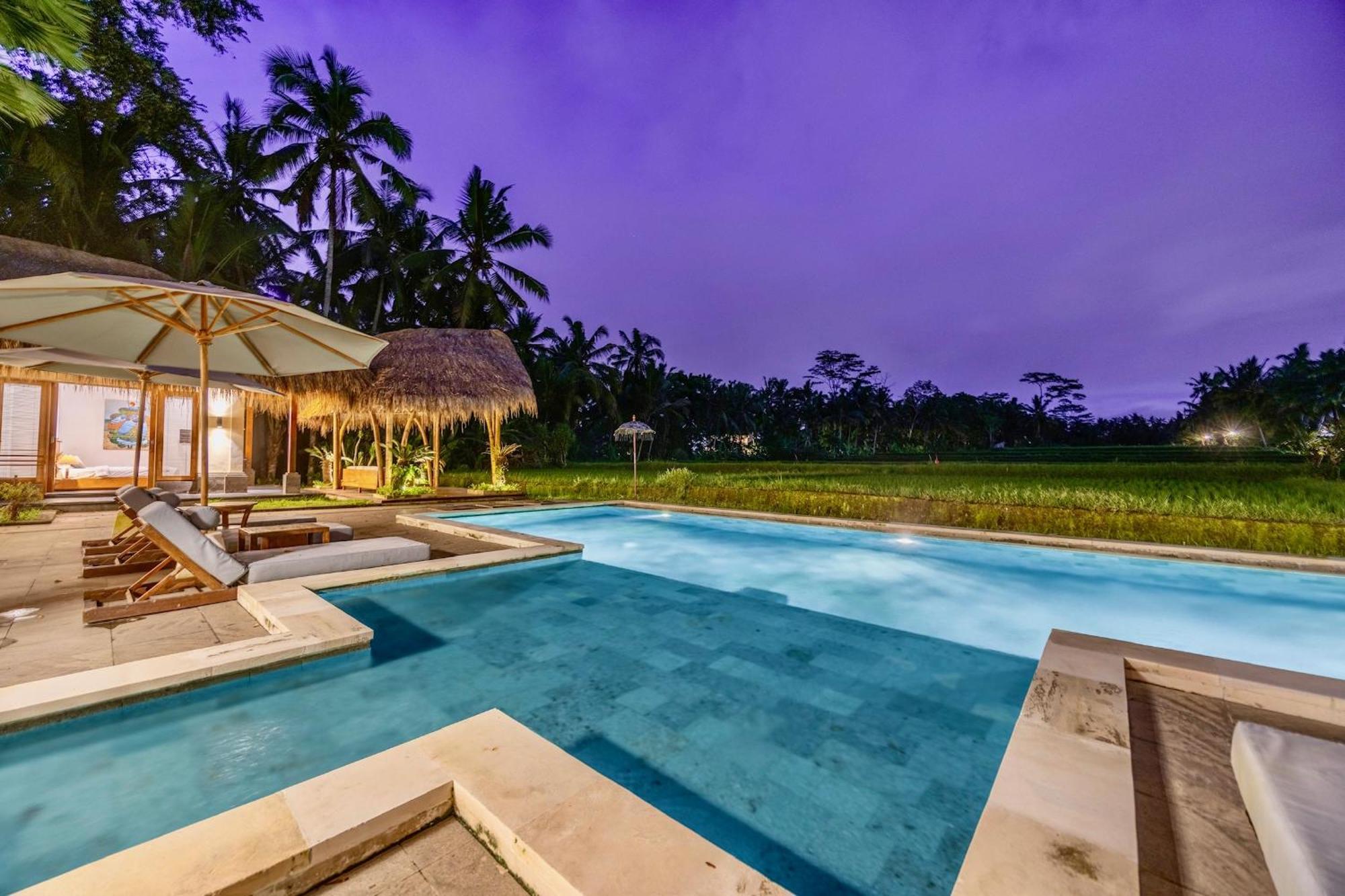 Jepun Hotel 4*