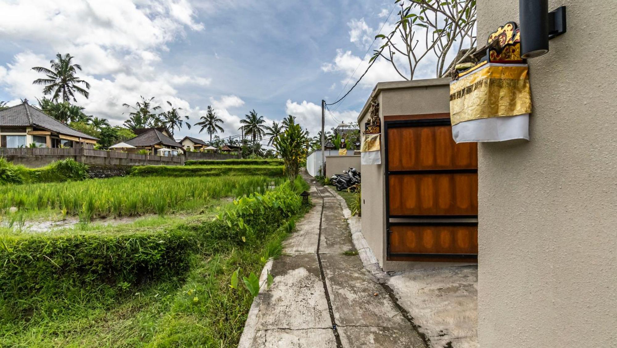Sabuh Mas By Aswanaya Villa *