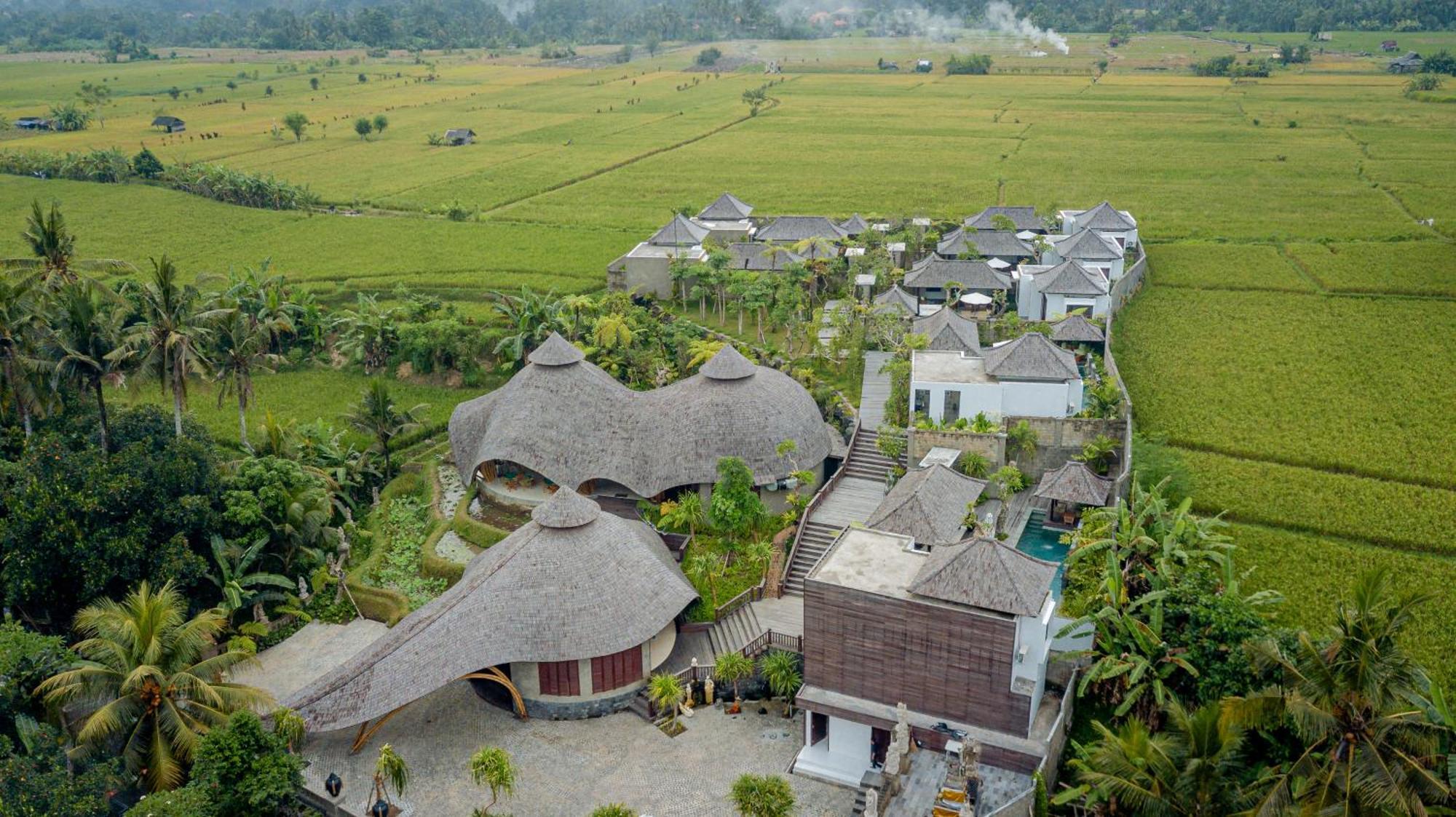 Resor E Sanctuary *