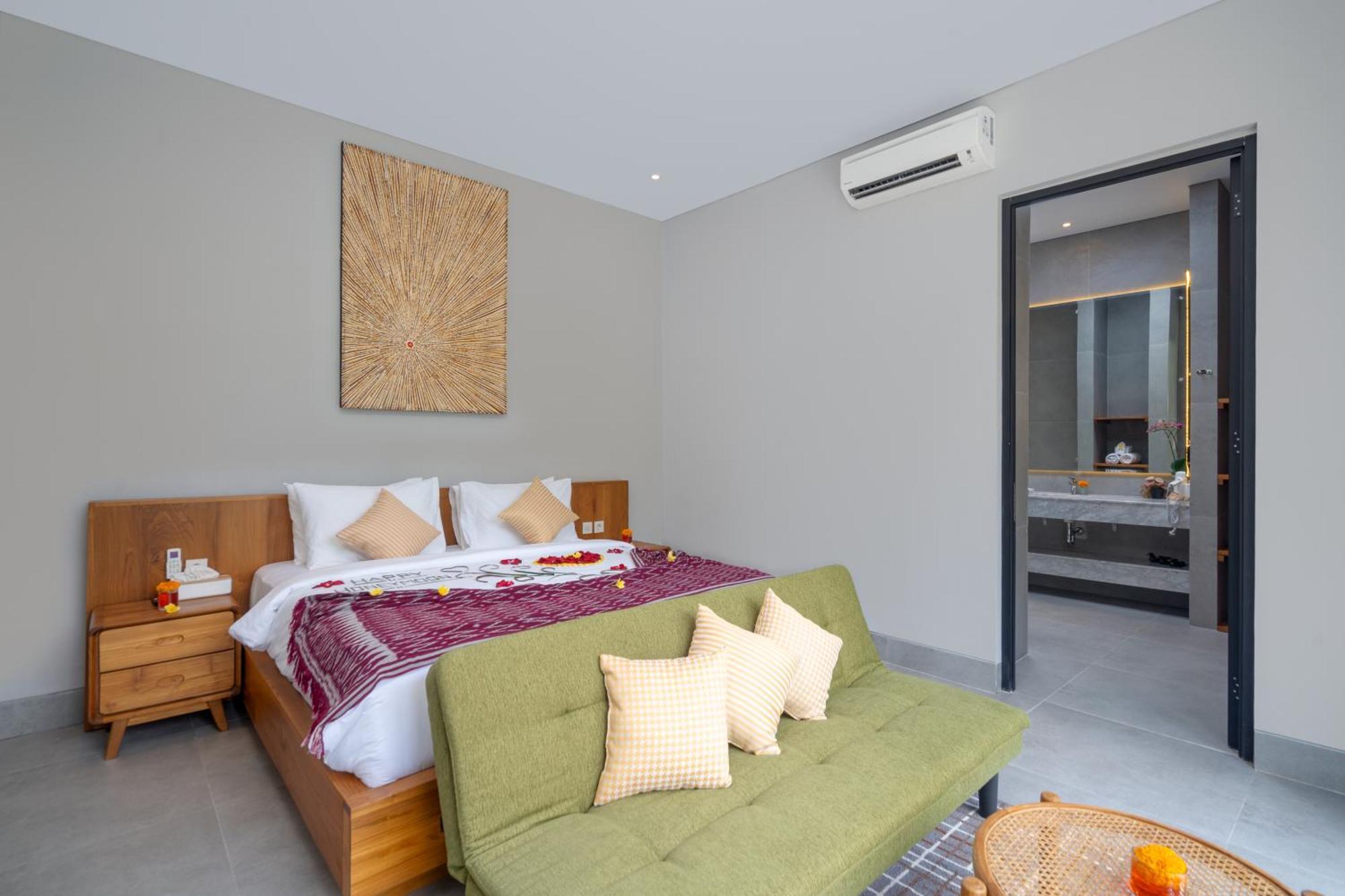 The Garden Hotel 4*