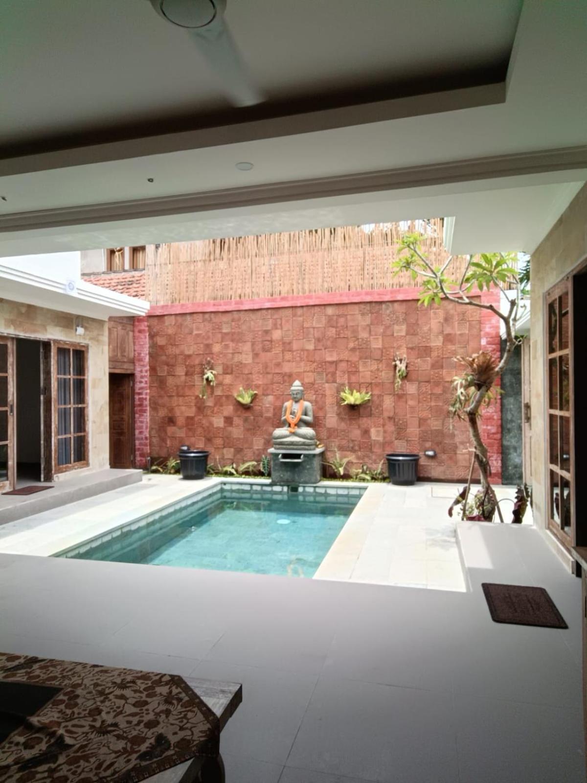 Tenang Villa *