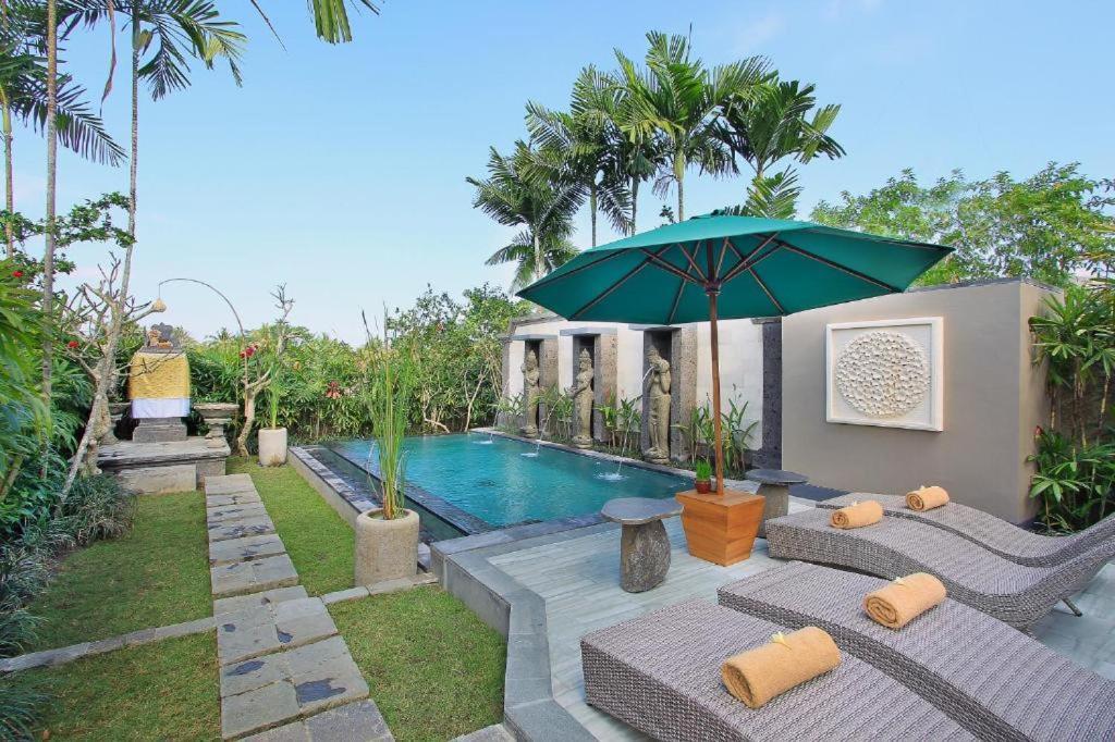 Dlegon Villa *