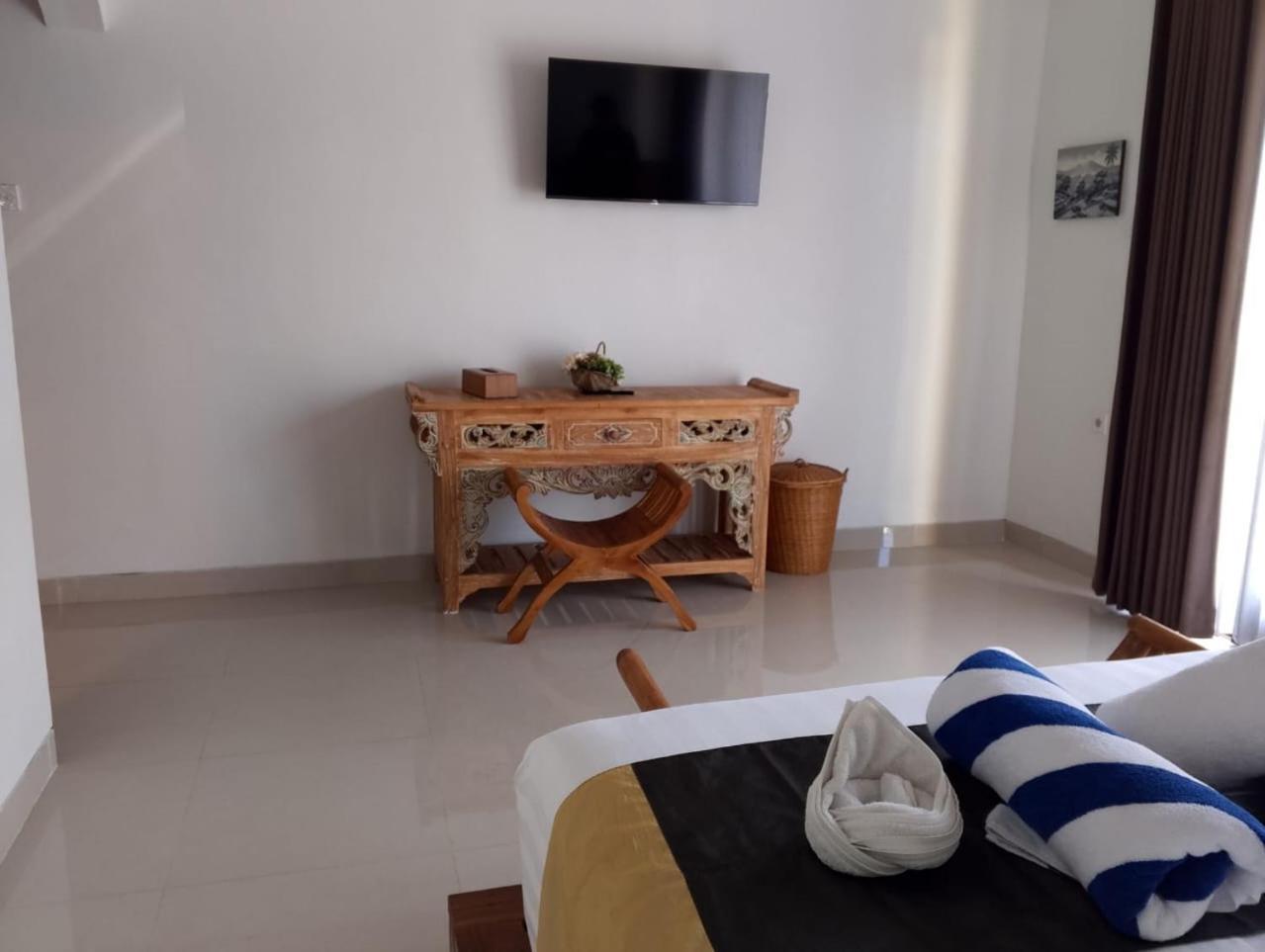 Bed & Breakfast Puri Ume Dewi Private Villa With 3 Room Ubud (Bali)