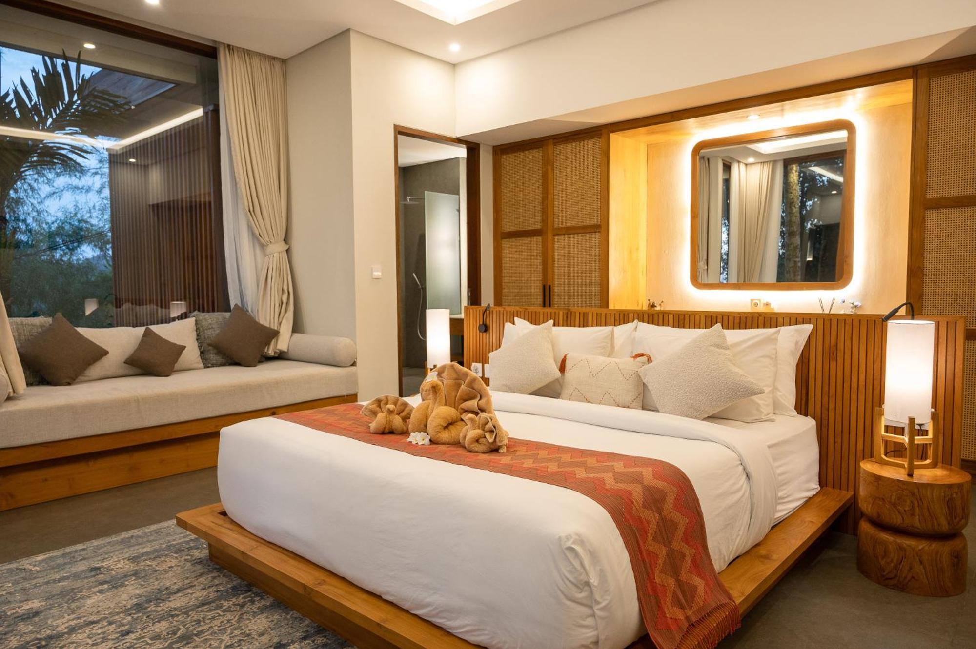 Villa Suarga Des Anicca