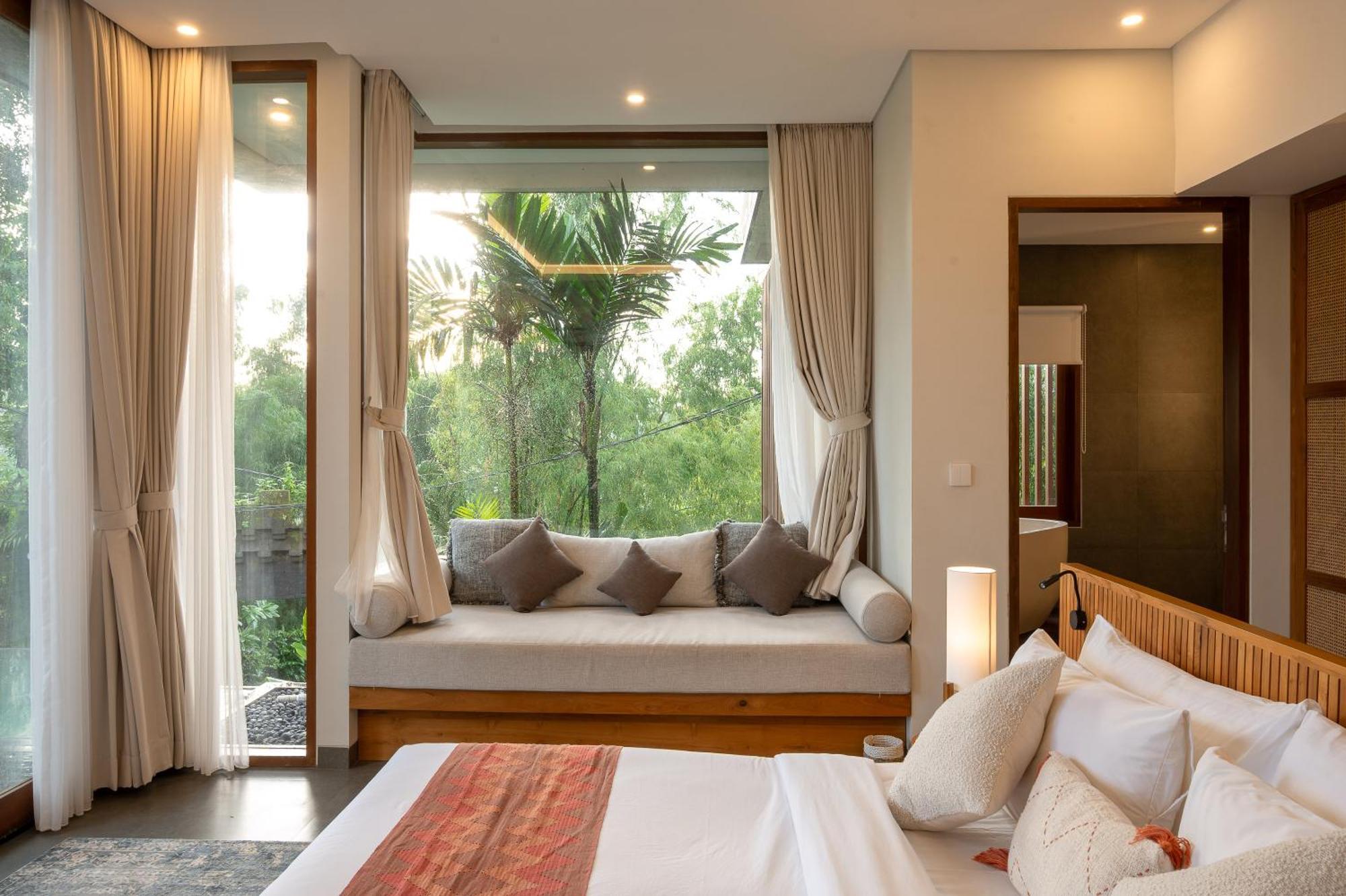 Suarga Des Anicca Villa