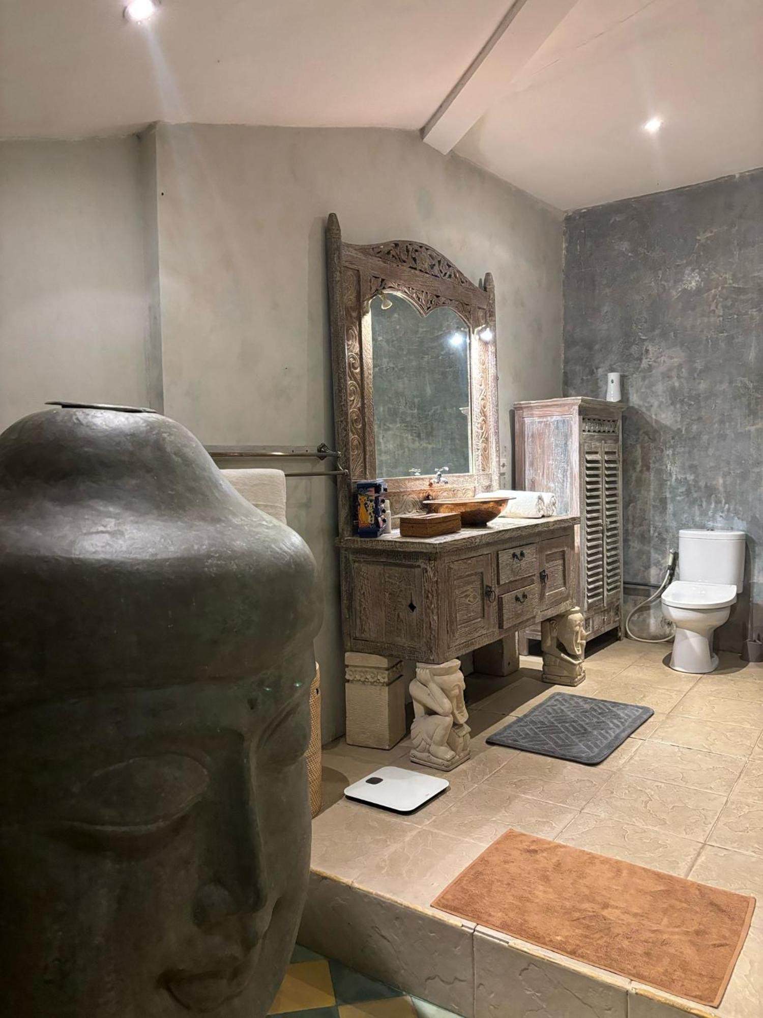 Artist - Luxury 3bdr Private Pool Ubud (Bali)