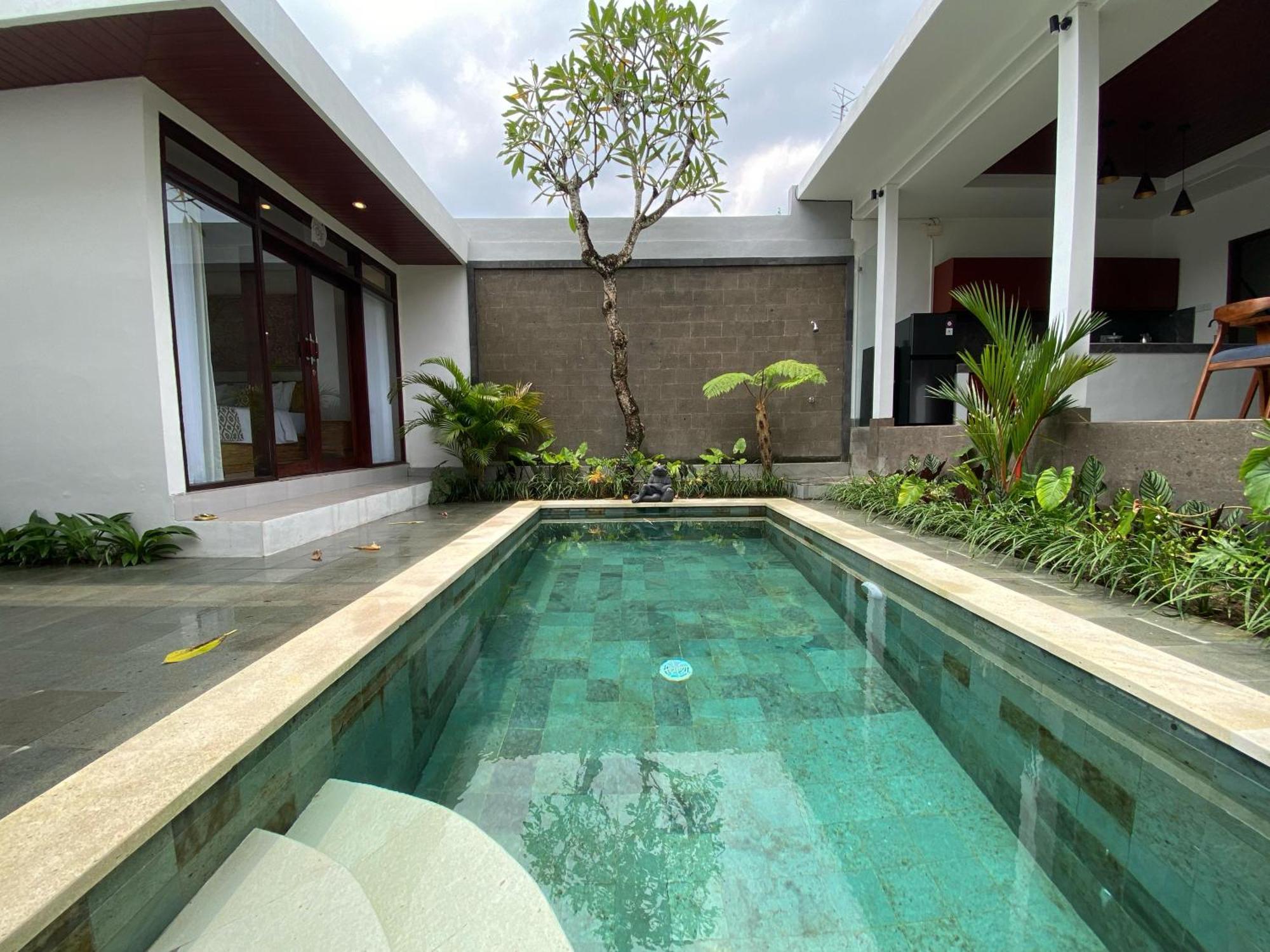 Villa Chic 2br Cozy & Private Pool At Bareng